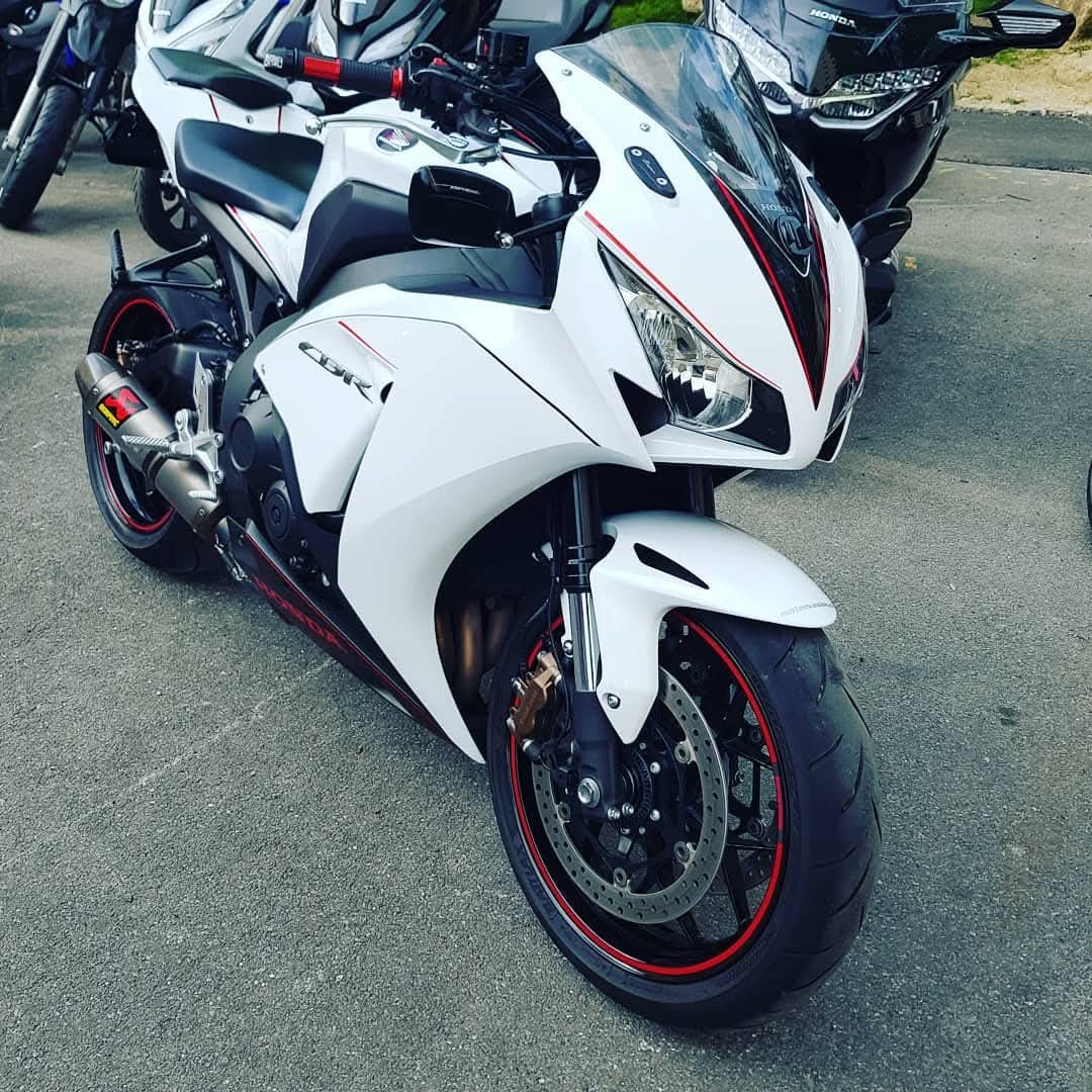 HONDA CBR 1000 RA ABS-image-7