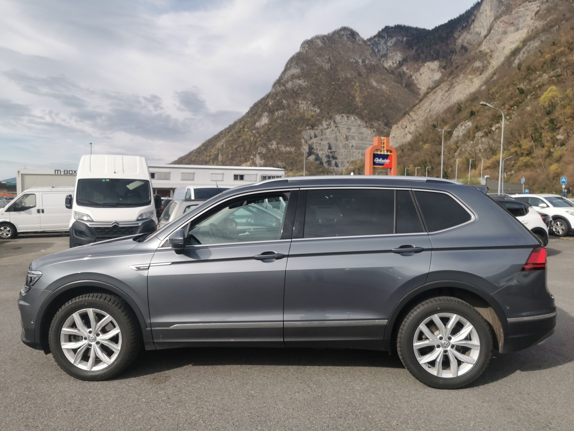 VW Tiguan Allspace 2.0TSI Comfortline 4Motion DSG