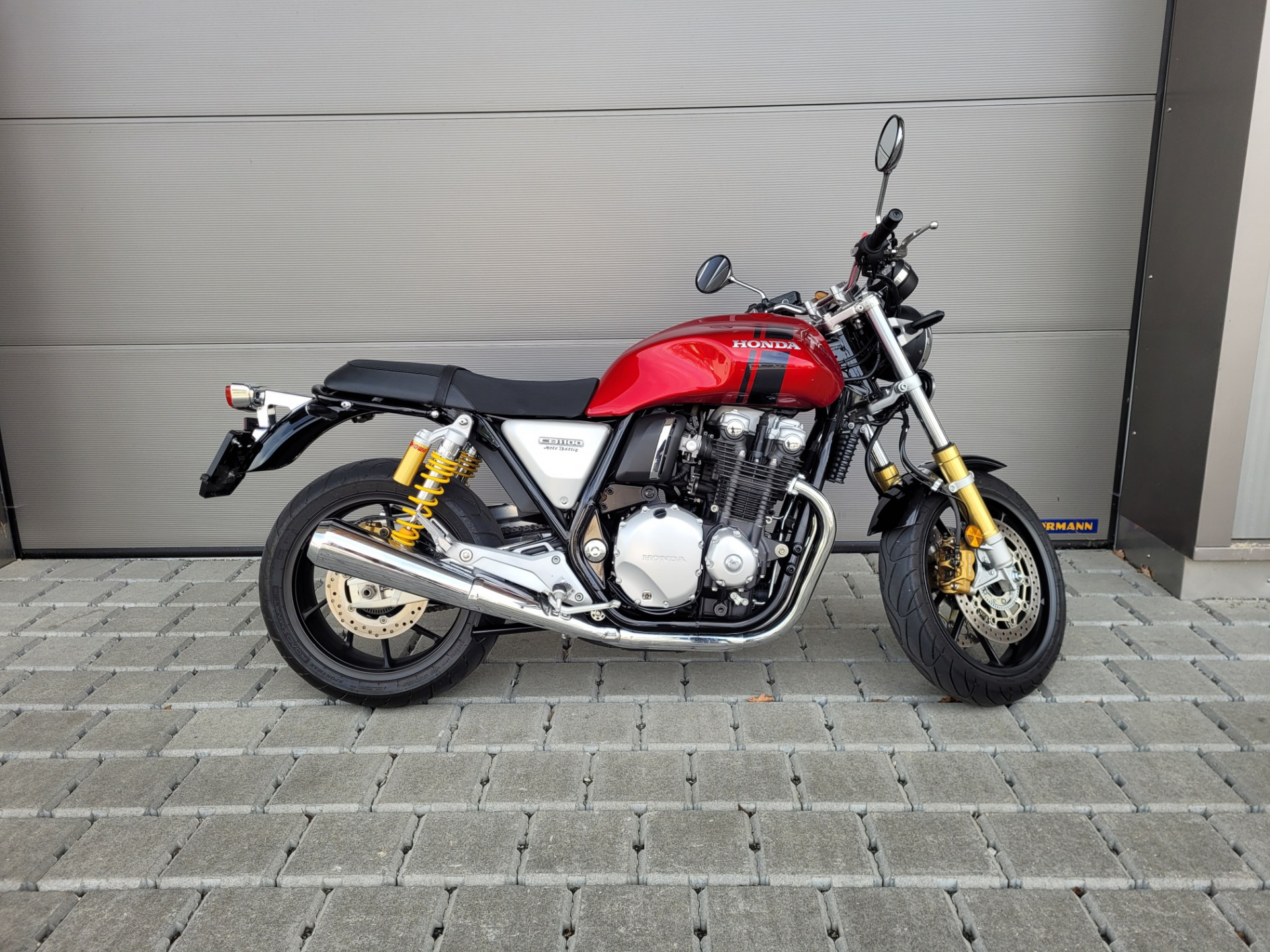 HONDA CB 1100 RS-image-0