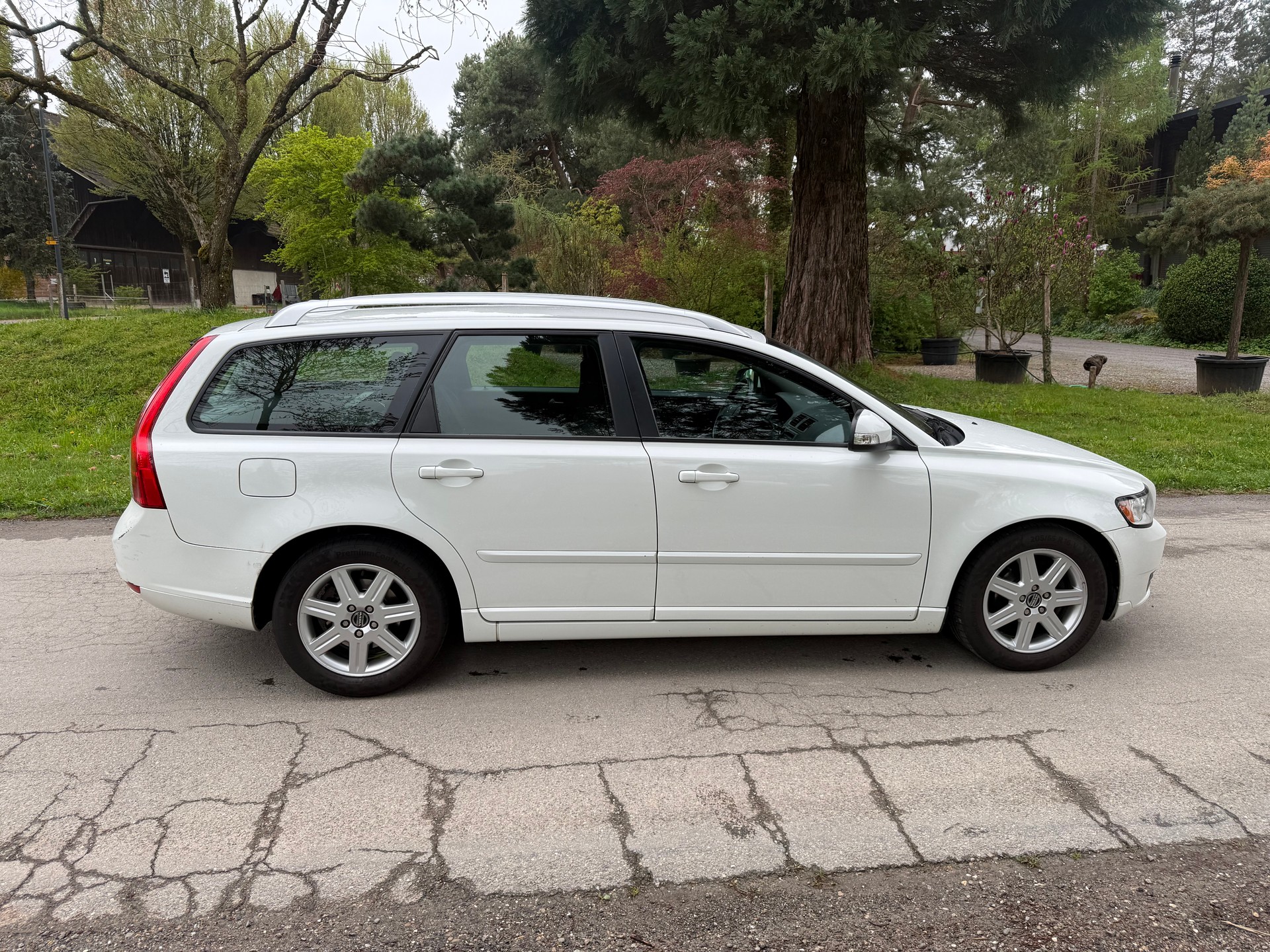VOLVO V50 DRIVe Start/Stop Kinetic-image-6