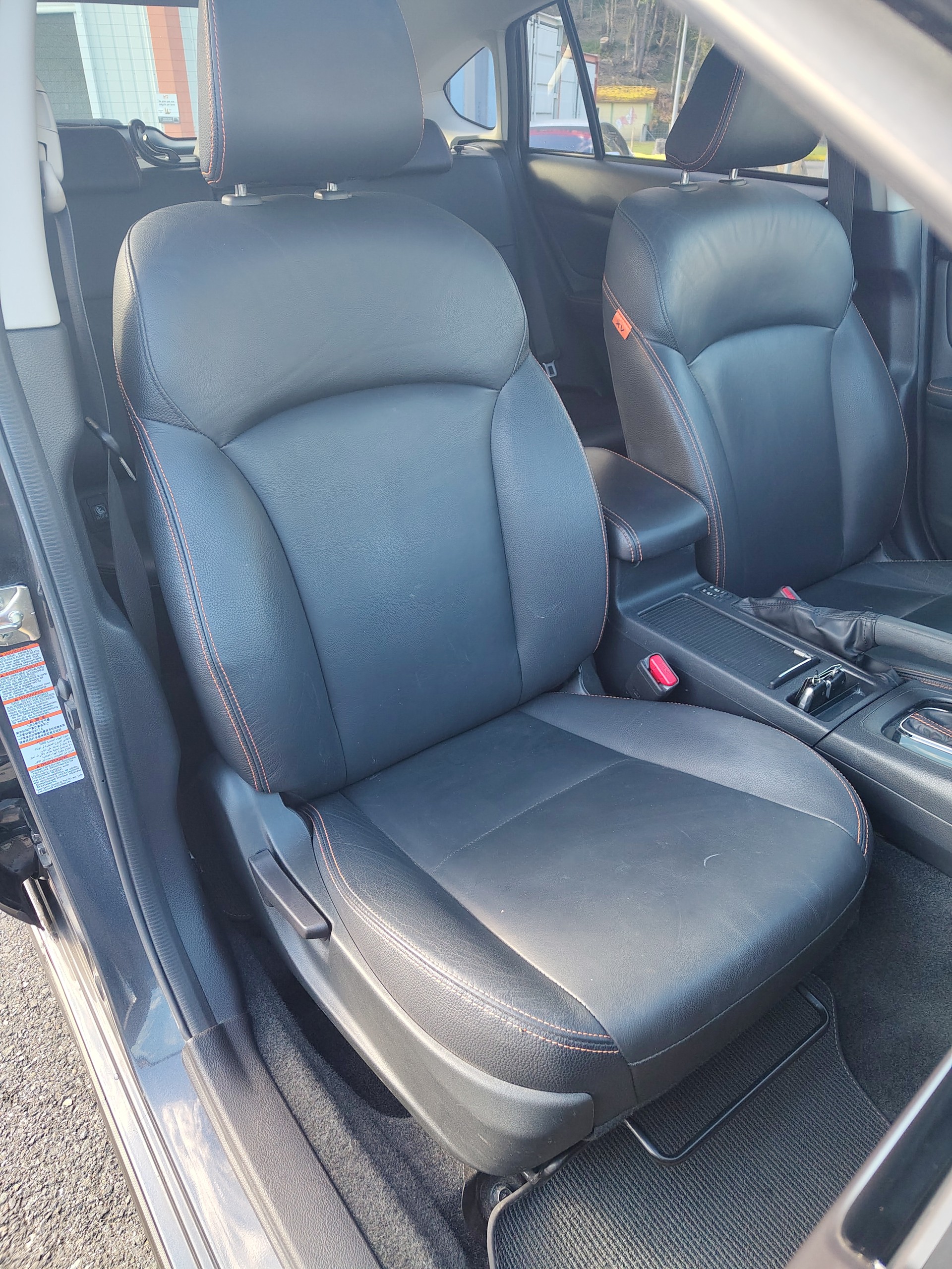 SUBARU XV 2.0 Swiss Three AWD CVT-image-7