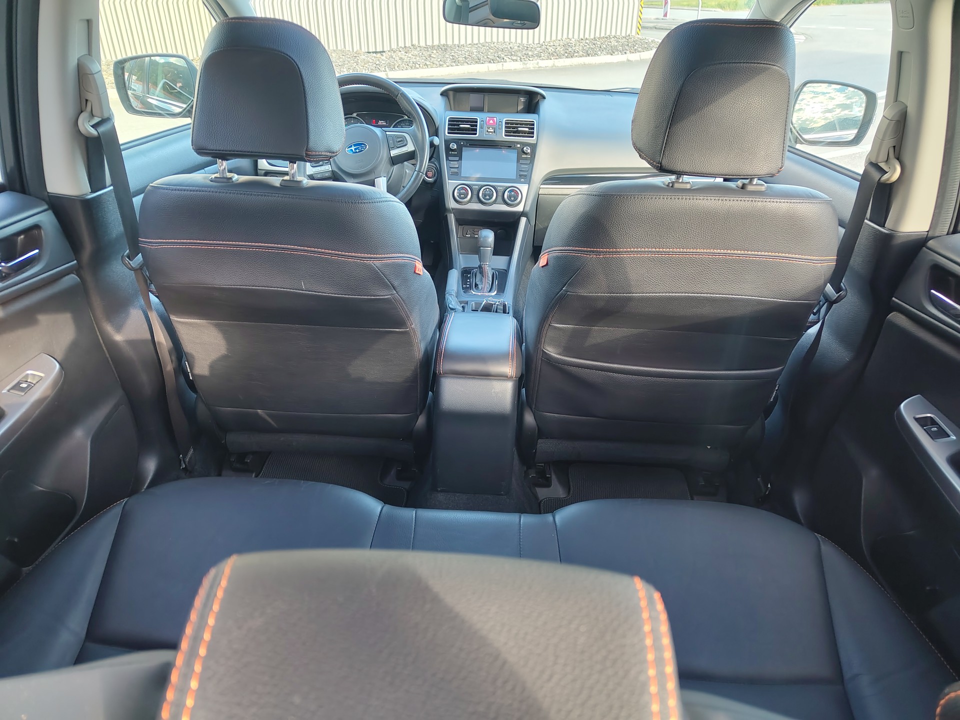 SUBARU XV 2.0 Swiss Three AWD CVT-image-12