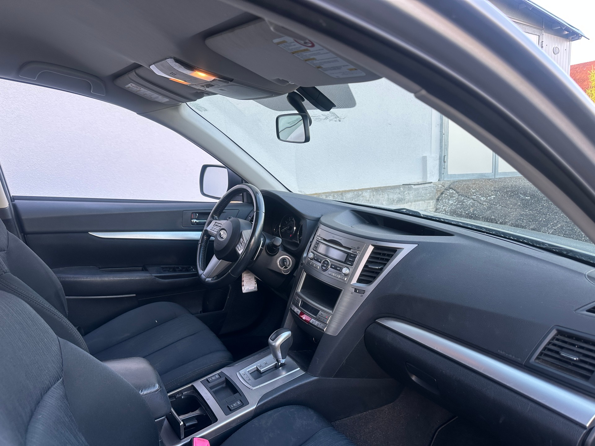 SUBARU Legacy 2.0i Swiss AWD Lineartronic-image-7