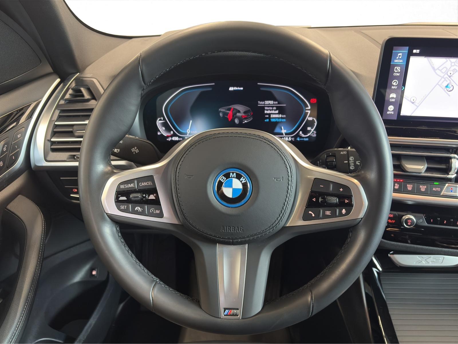 BMW X3 30e xDrive-image-10