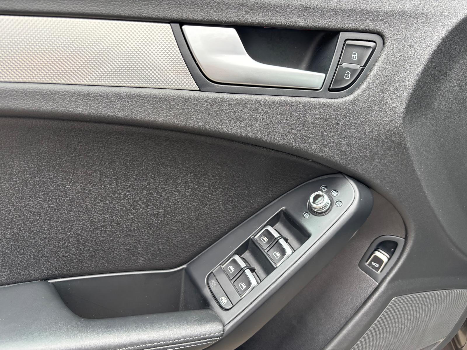 AUDI A4 allroad 3.0 TDI clean diesel quattro S-tronic-image-15