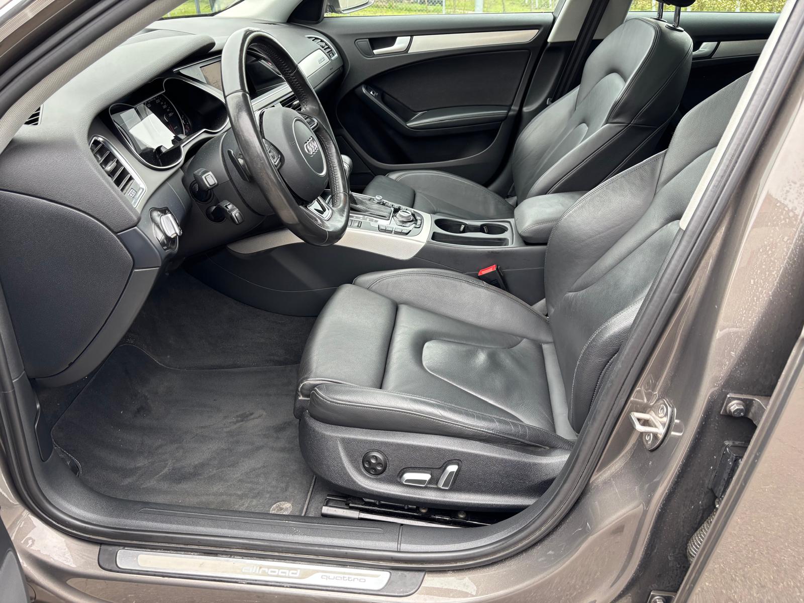 AUDI A4 allroad 3.0 TDI clean diesel quattro S-tronic-image-9