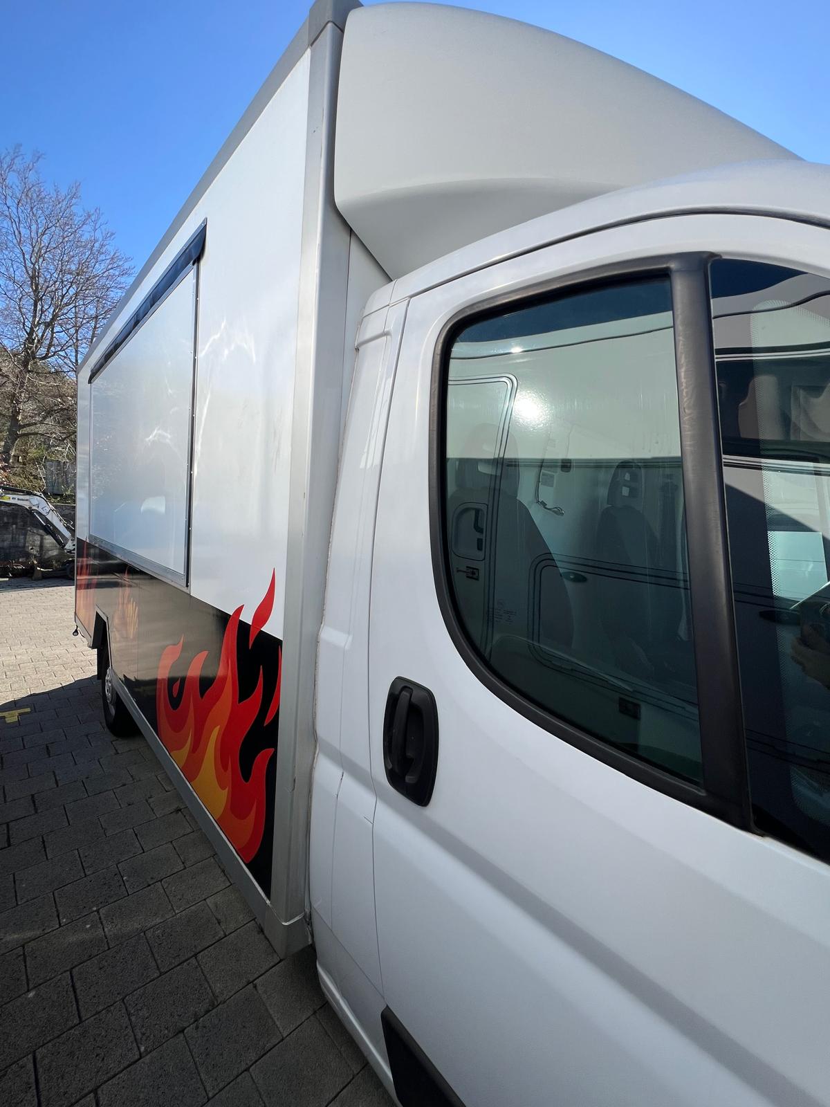 FIAT Ducato 35 2.3 MJ. Food Truck Neu-image-12