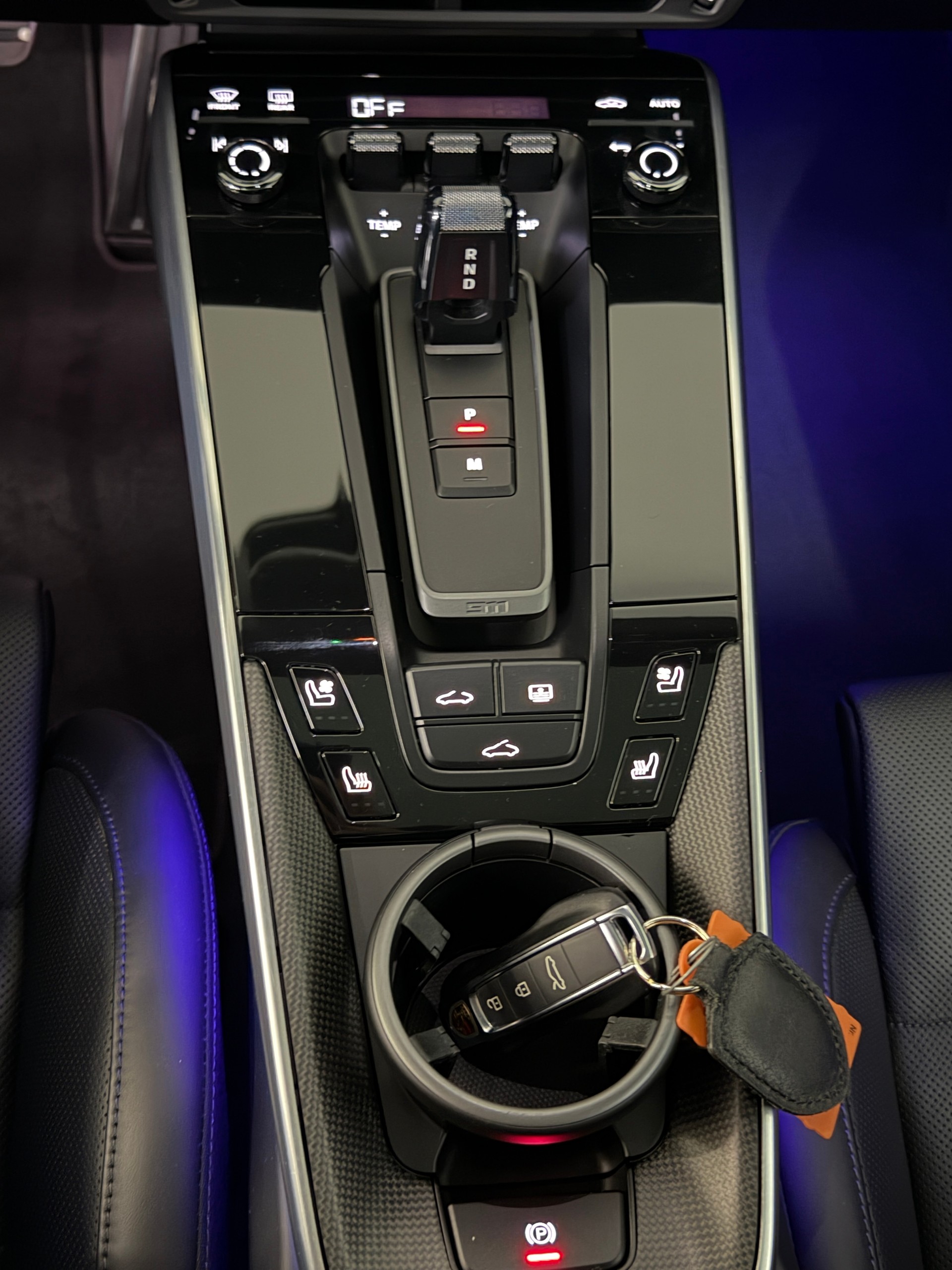 PORSCHE Turbo S-image-11