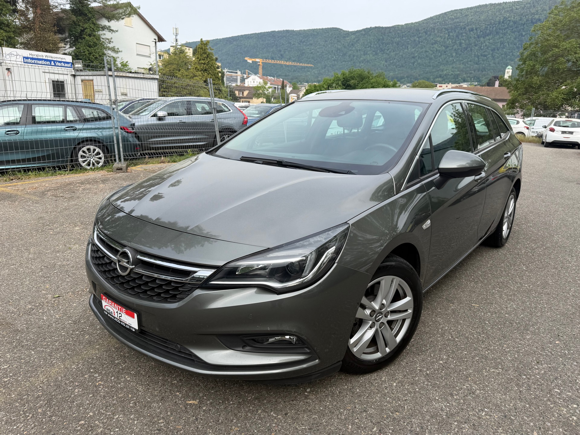 OPEL Astra Sports Tourer 1.6 CDTi ecoF Excellence Autom ** Voll-Leder ** Gr-Navi ** RF-Kamera ** Frisch Ab MFK & Service
