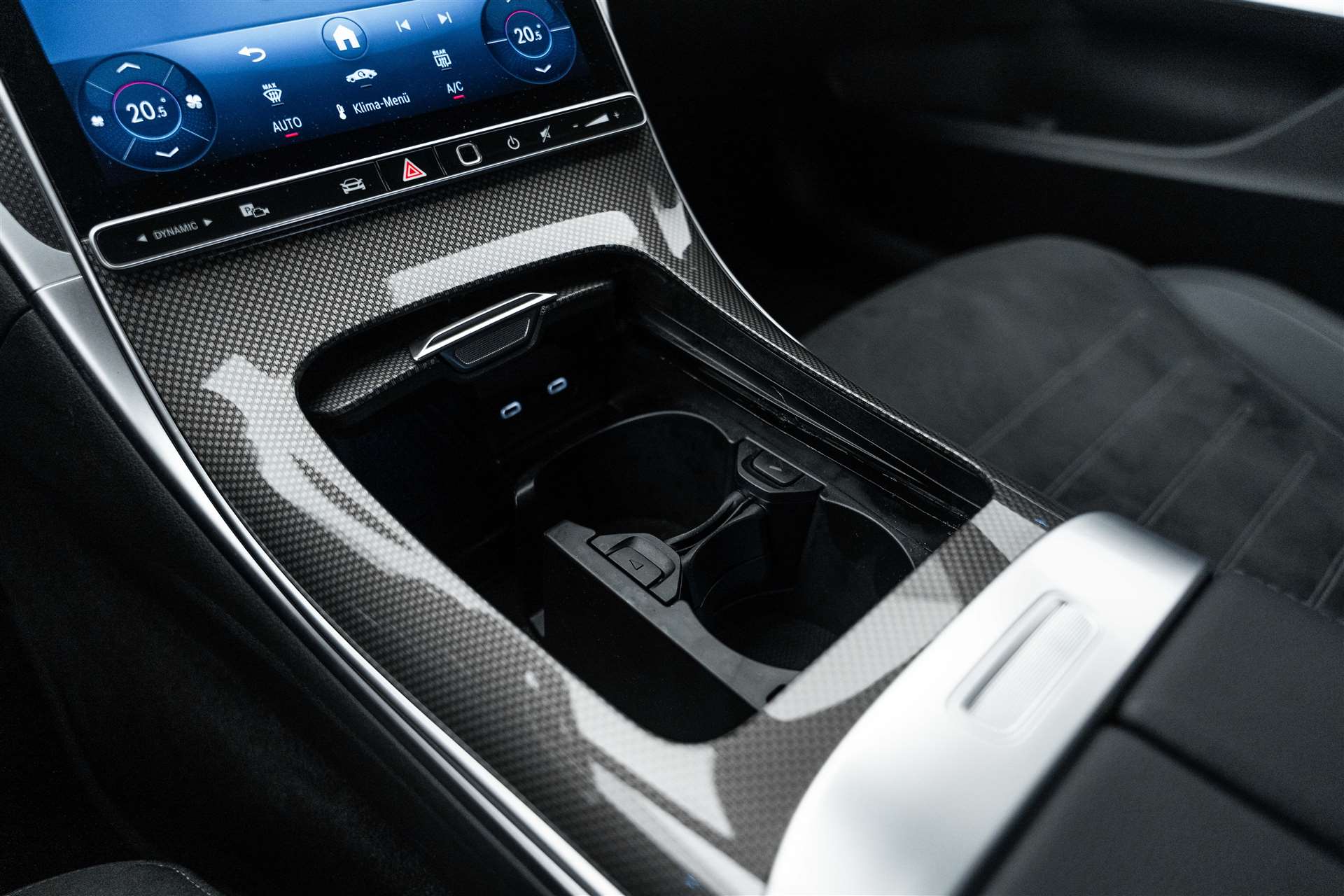 MERCEDES-BENZ MERCEDES-BENZ C 300 T AMG-Line-image-27