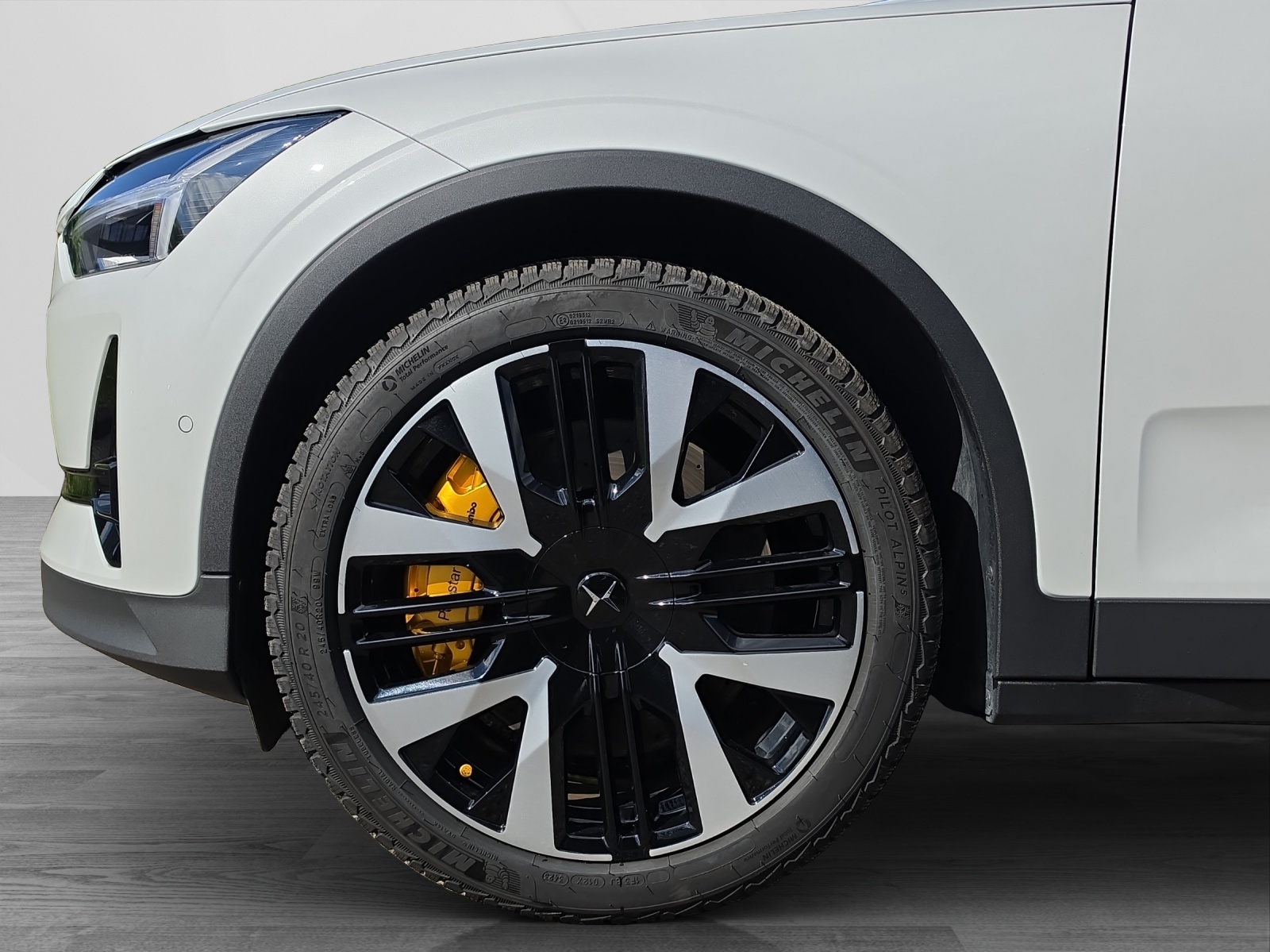POLESTAR 2 Long Range Dual Motor Performance-image-8