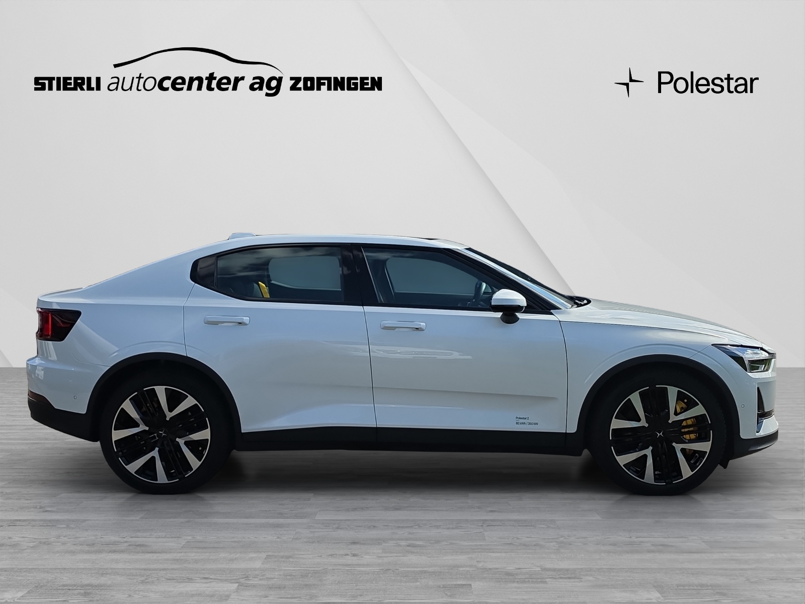 POLESTAR 2 Long Range Dual Motor Performance-showroom-element-3