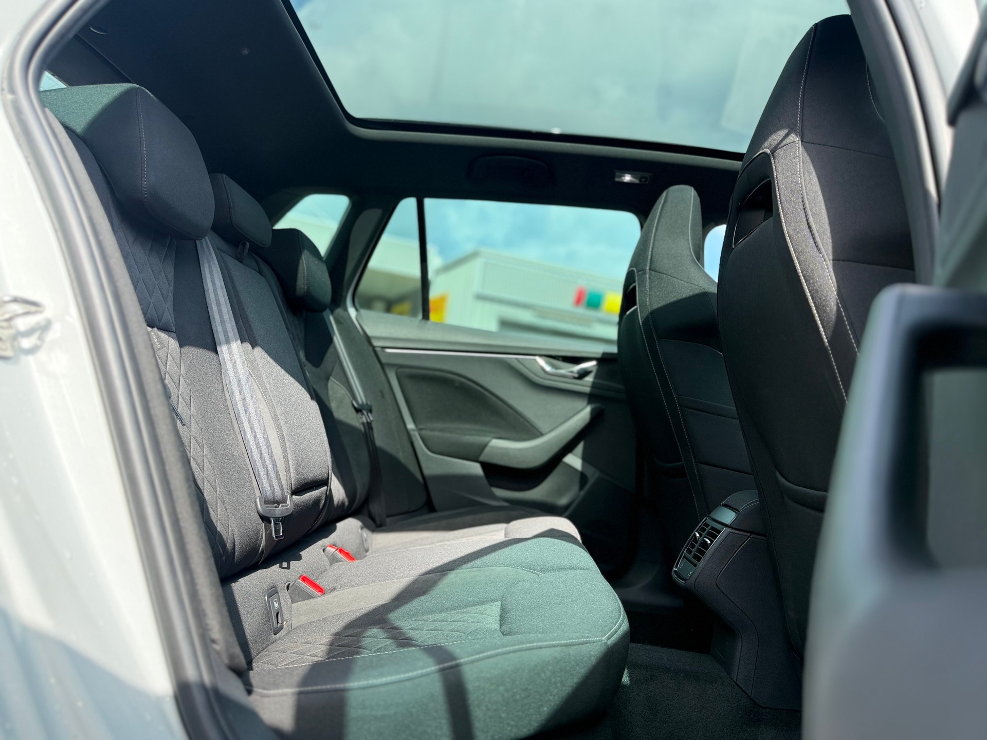 SKODA Kamiq 1.5 TSI ACT Style DSG-image-14