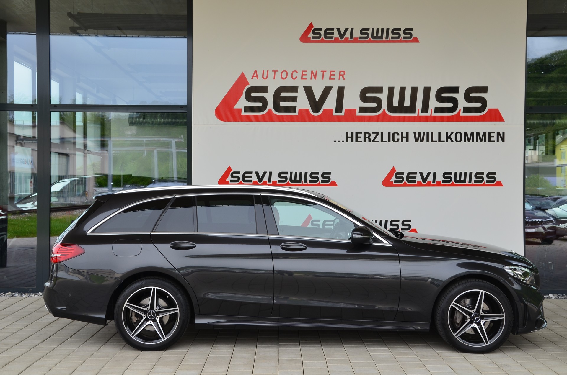 MERCEDES-BENZ C 220 d Swiss Star AMG Line 4M 9G-Tronic*Frisch ab MFK,1 Jahr oder 20000km Garantie*-showroom-element-2