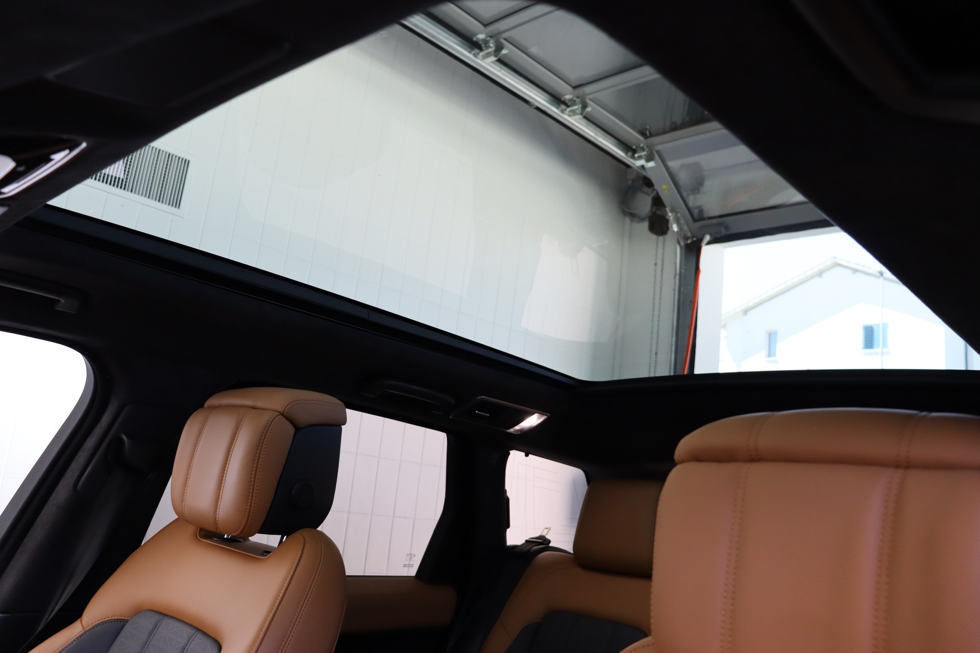 LAND ROVER RANGE ROVER SPORT 5.0 V8 S/C AB DYNAMIC AUTOMATIC ** AUTOBIOGRAPHY ** 7-SITZER ** CH-FAHRZEUG ** PANO-DACH **-image-17