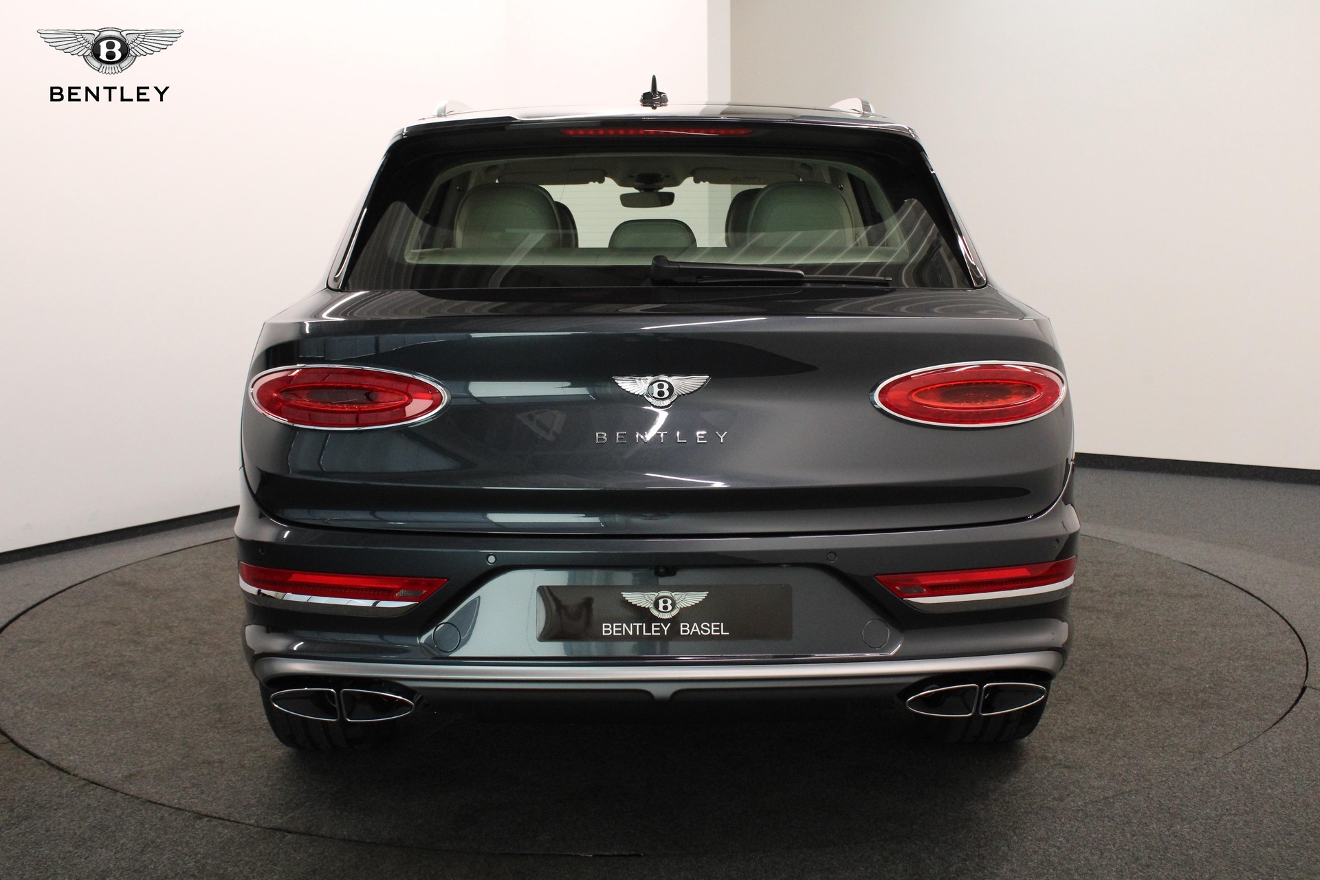 BENTLEY Bentayga 4.0 V8 Atelier Edition-image-4