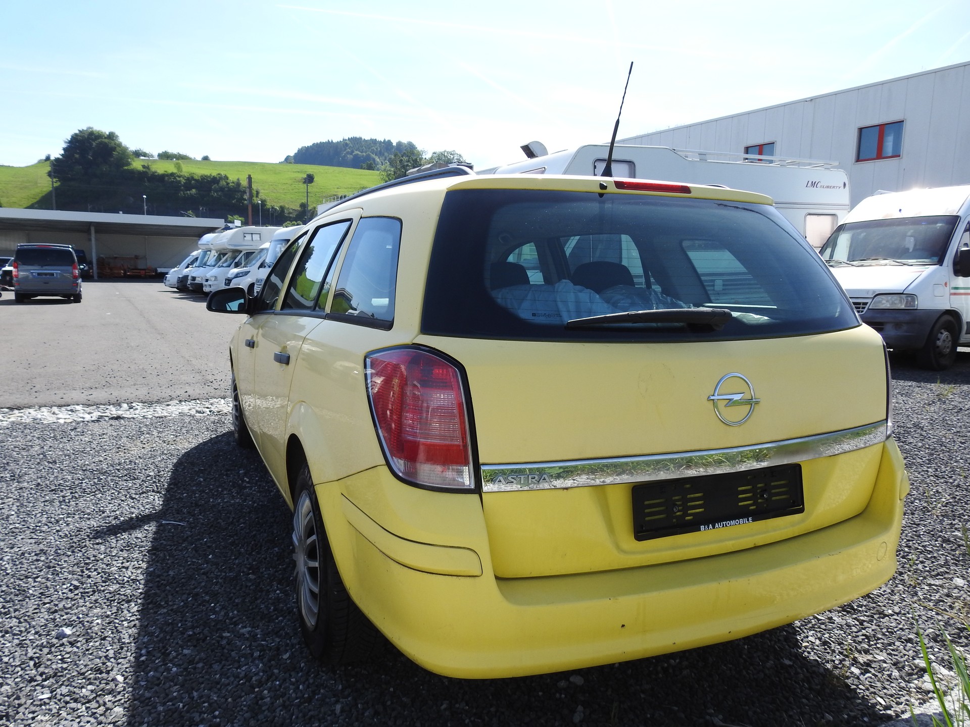 OPEL Astra Caravan 1.6i 16V Enjoy-image-2