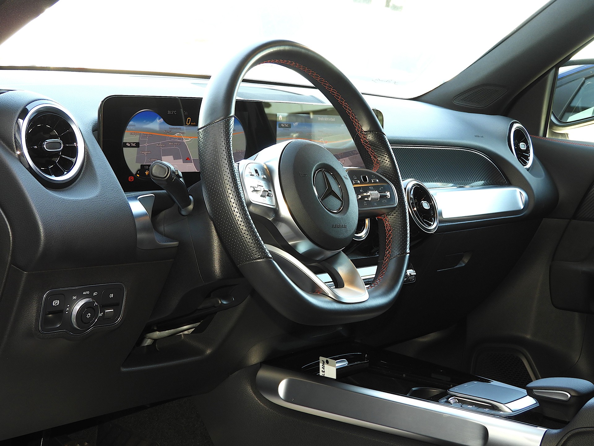 MERCEDES-BENZ GLB 220 d AMG Line 8G-Tronic I Garantie inkl. I DAB I Volldigitales Instr. Display I AHK-image-7