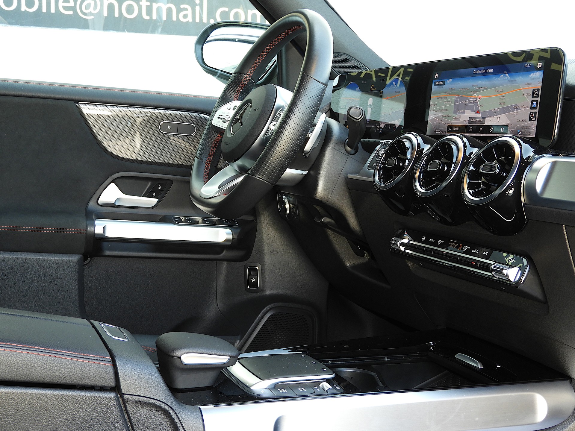 MERCEDES-BENZ GLB 220 d AMG Line 8G-Tronic I Garantie inkl. I DAB I Volldigitales Instr. Display I AHK-image-10