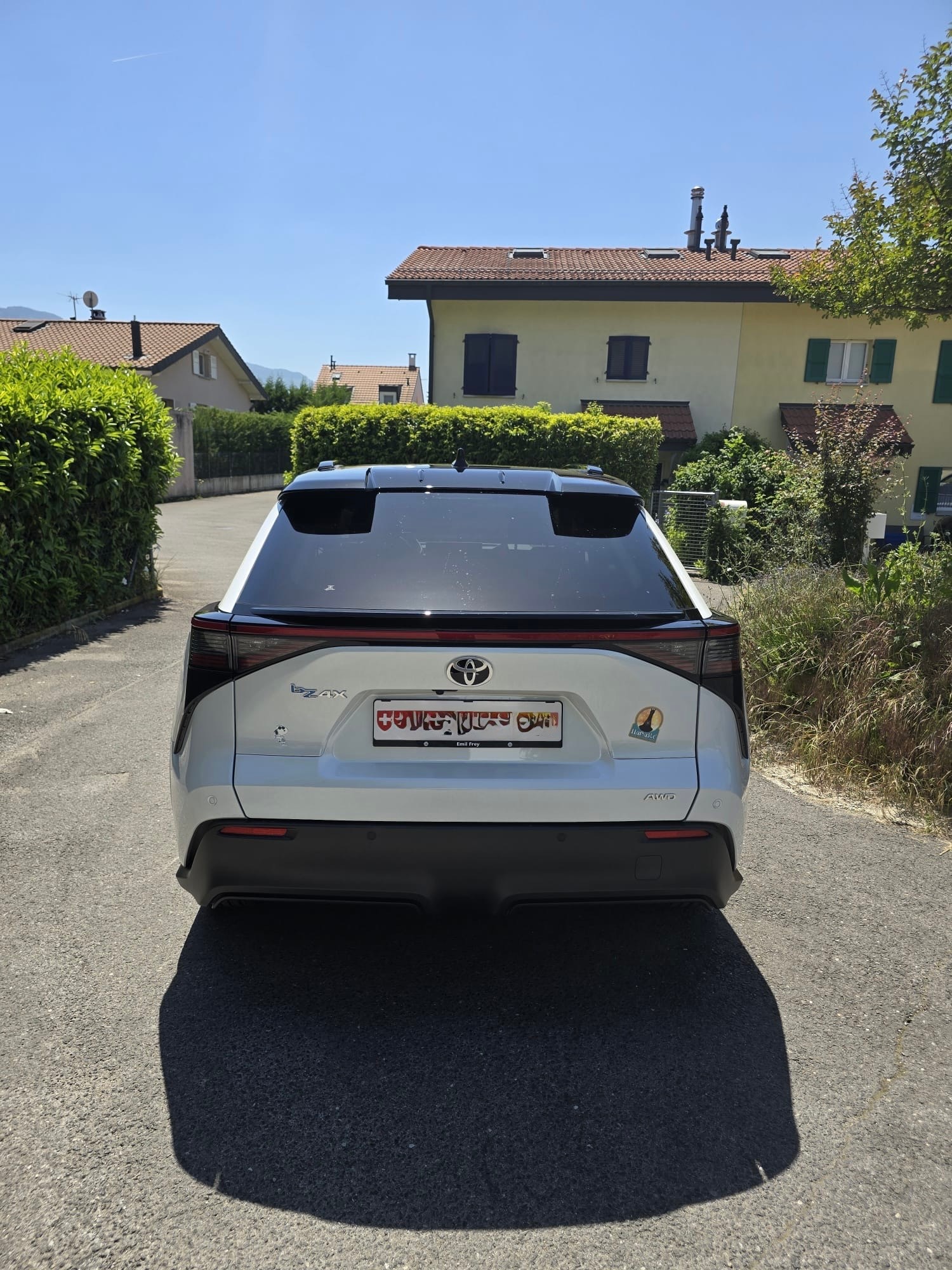 TOYOTA 6.6 kw OBC Style AWD-image-3
