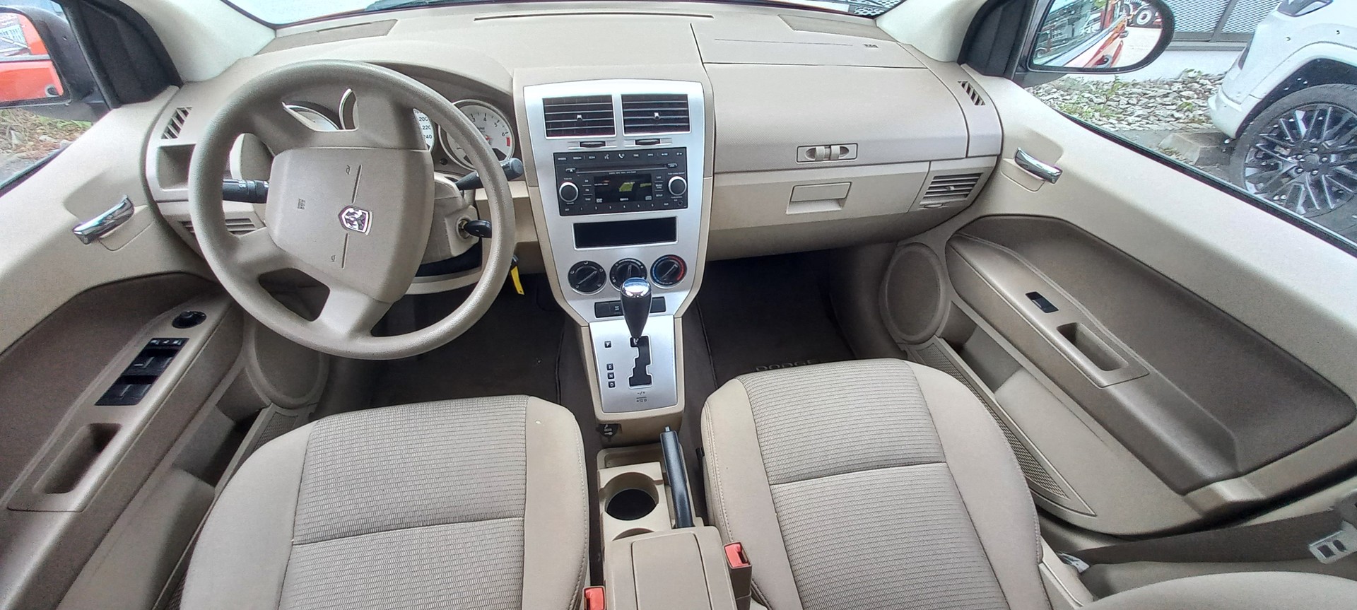 DODGE Caliber 2.0 SXT CVT-image-11