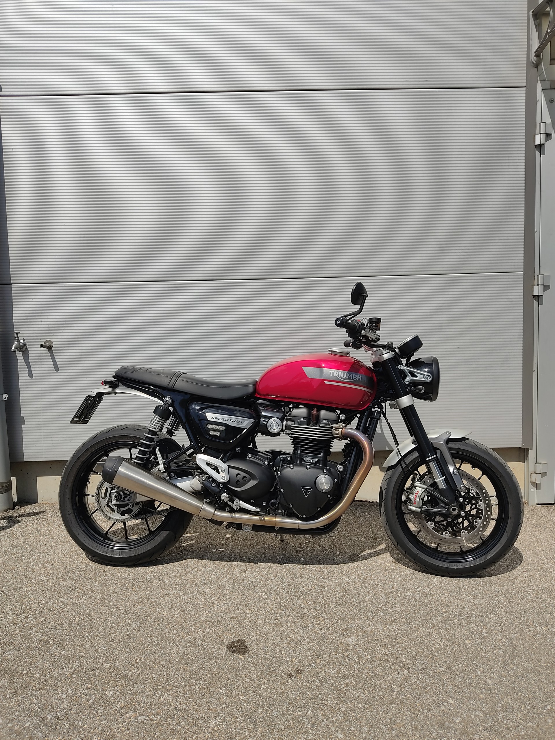 TRIUMPH Speed Twin 1200-image-0