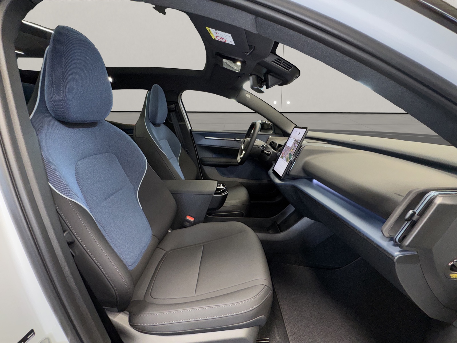 VOLVO EX30 E60 Ultra-image-13