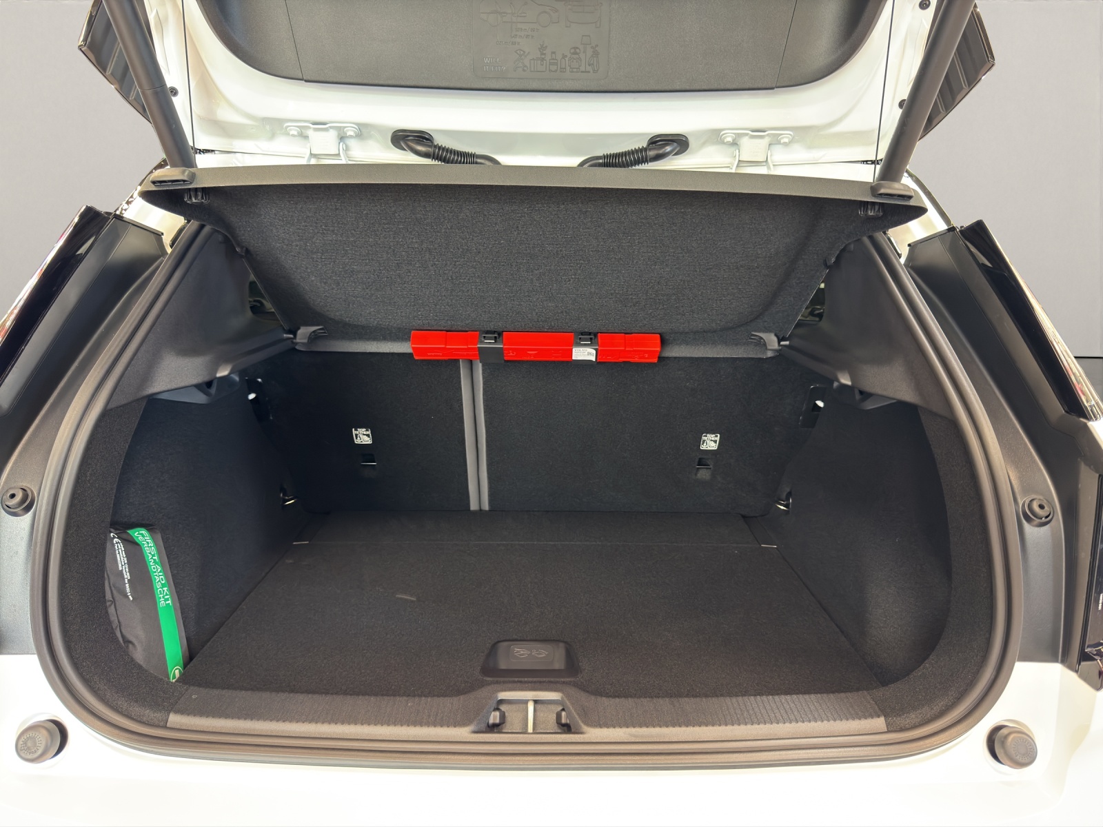 VOLVO EX30 E60 Ultra-image-15