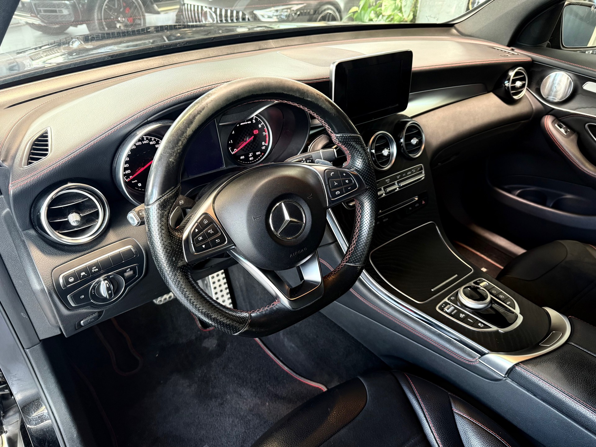 MERCEDES-BENZ GLC 43 AMG 4Matic 9G-Tronic-image-10