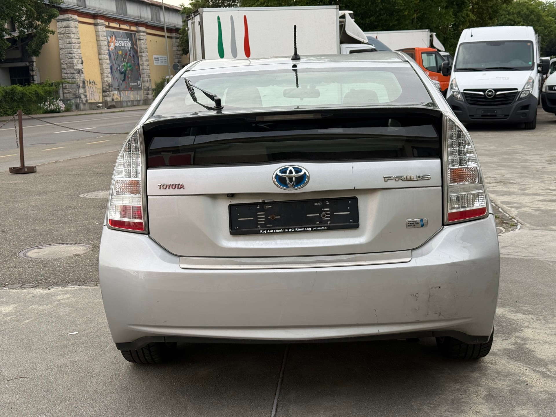 TOYOTA Prius 1.8 16V HSD Sol Premium-image-5