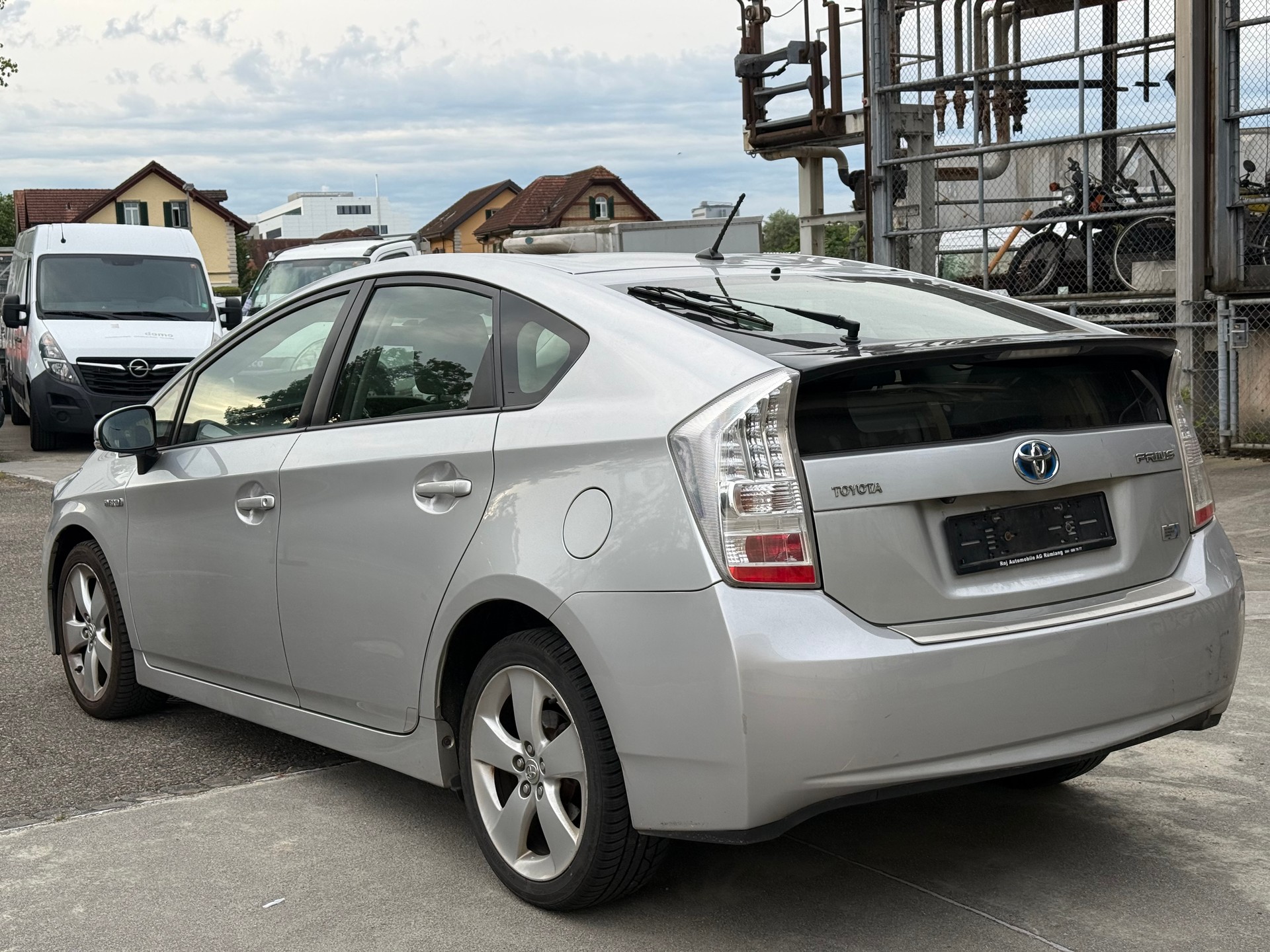 TOYOTA Prius 1.8 16V HSD Sol Premium-image-6