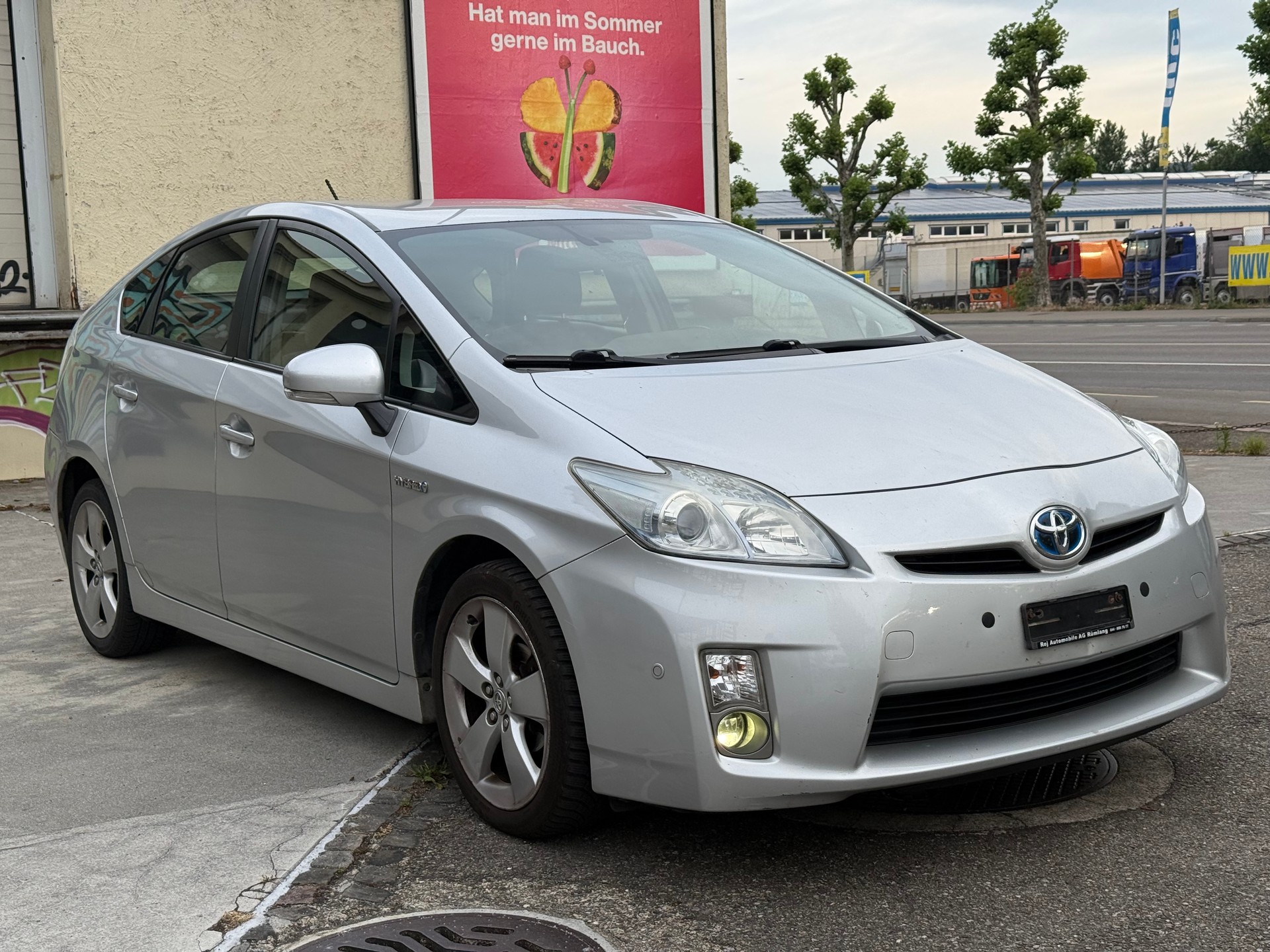 TOYOTA Prius 1.8 16V HSD Sol Premium-image-2