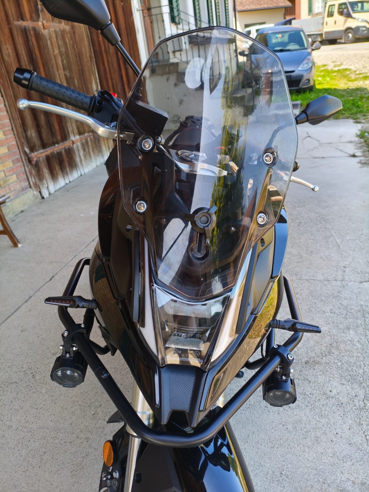 VOGE 500 ds-image-1