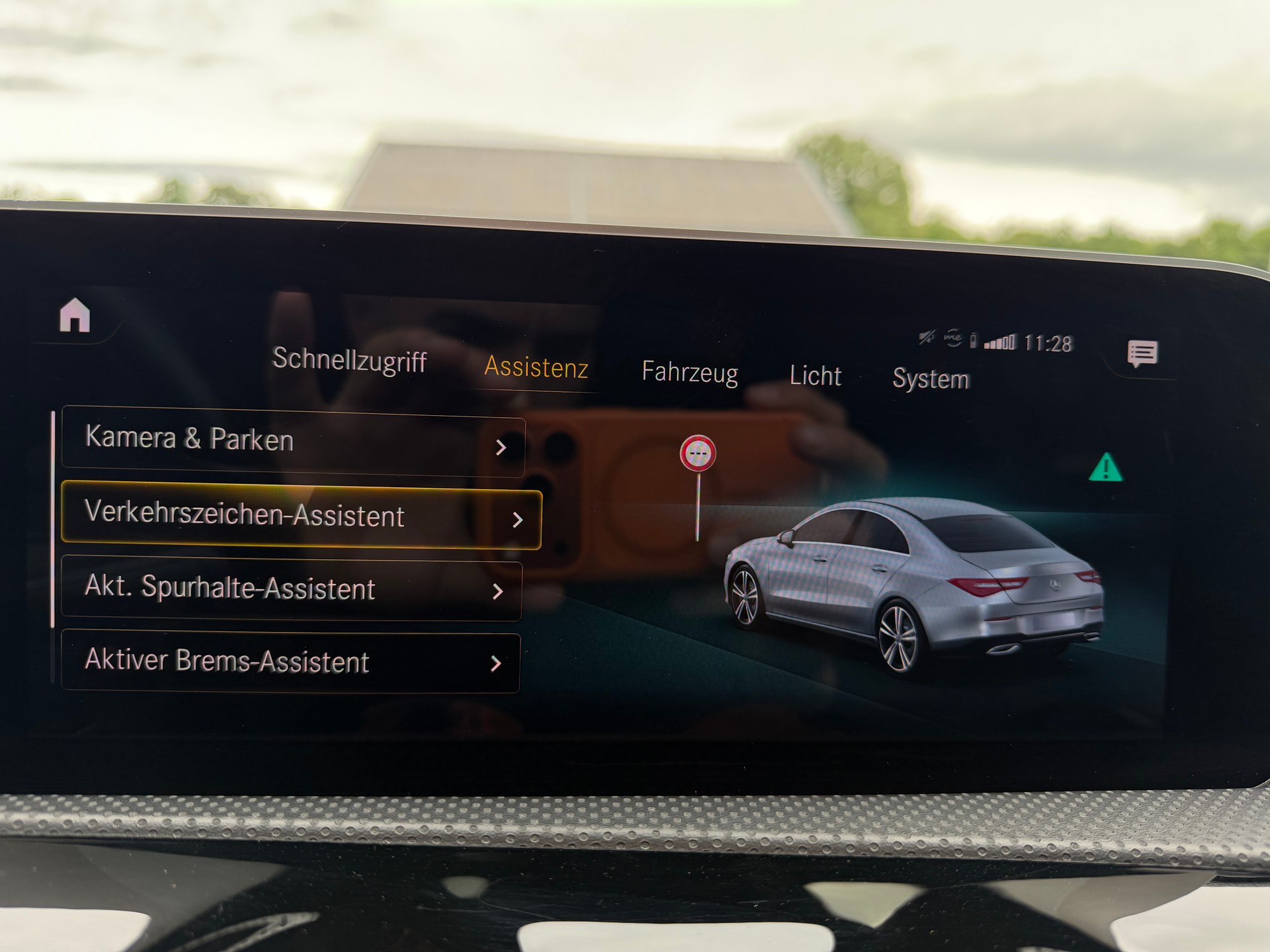 MERCEDES-BENZ CLA 250 AMG Line 7G-DCT-image-21