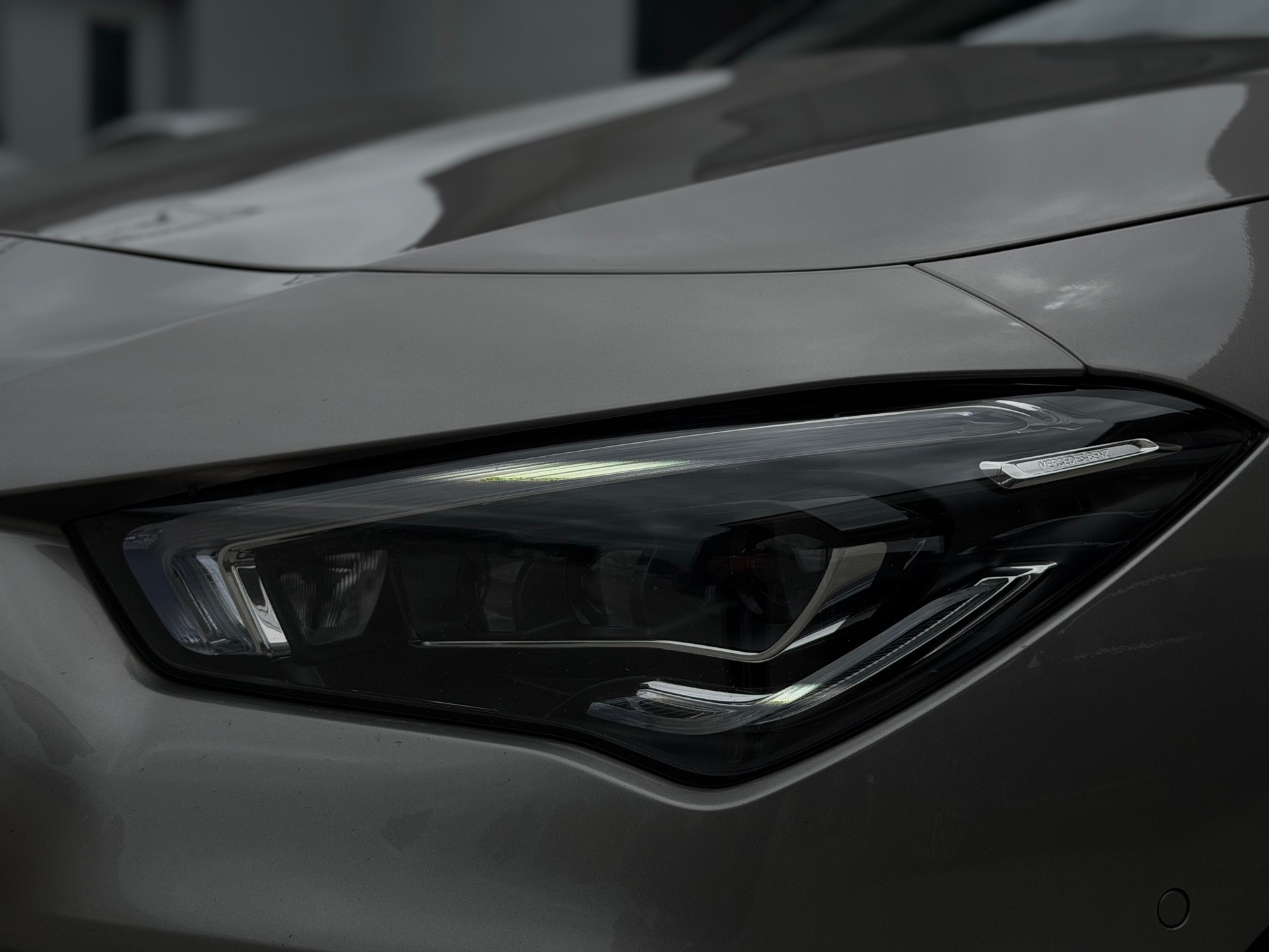MERCEDES-BENZ CLA 250 AMG Line 7G-DCT-image-8