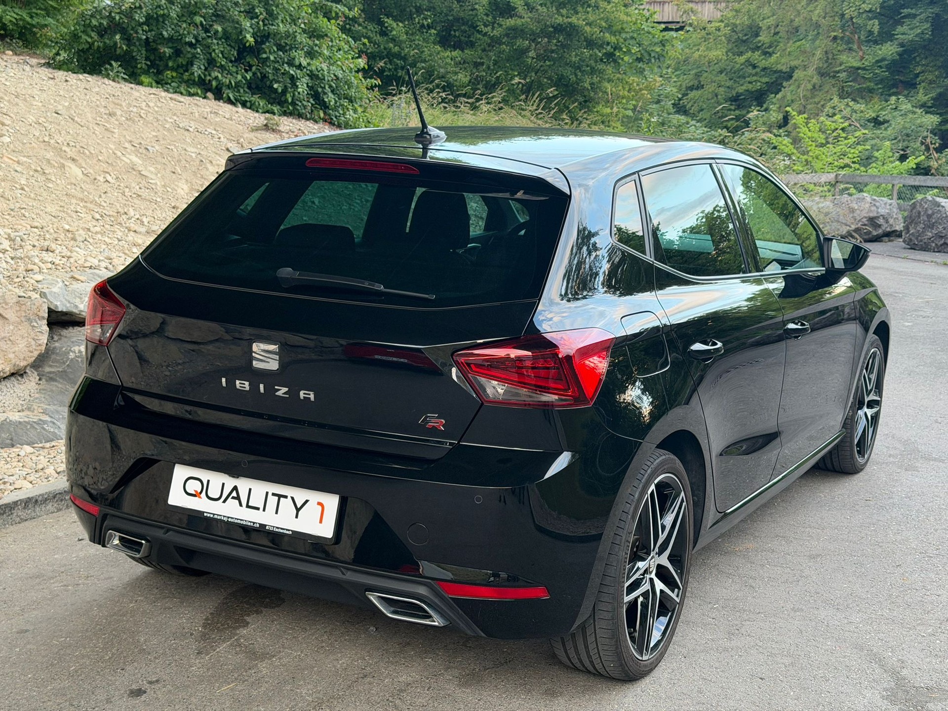 SEAT Ibiza 1.0 EcoTSI DSG Swiss FR-image-4