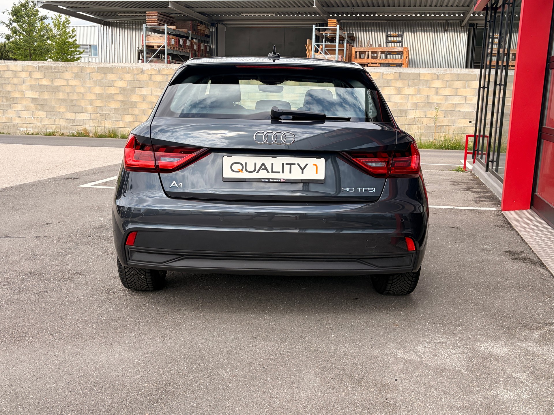 AUDI A1 Sportback 30 TFSI Attraction S-tronic-image-4