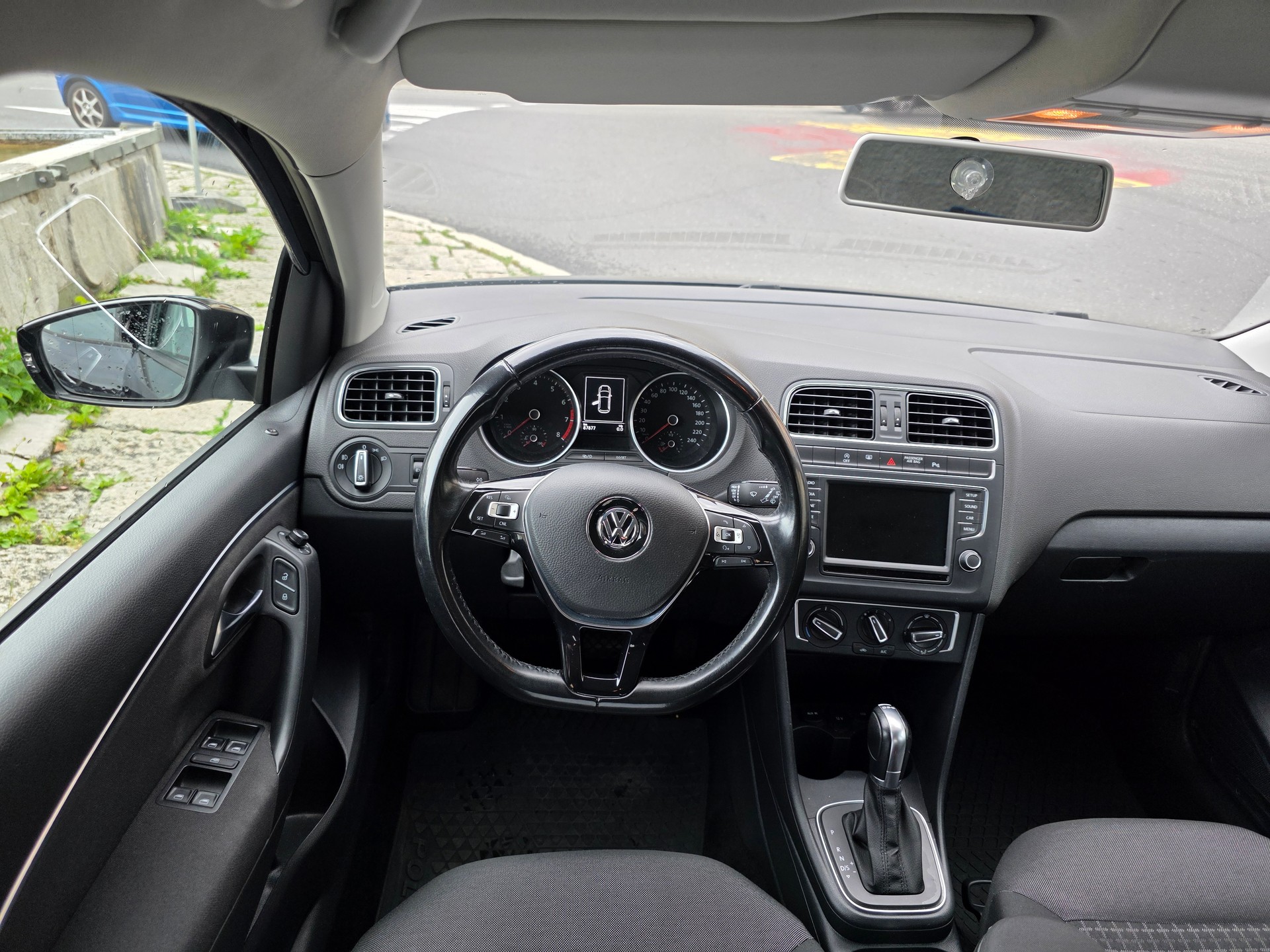 VW Polo 1.2 TSI BMT Comfortline DSG-image-7
