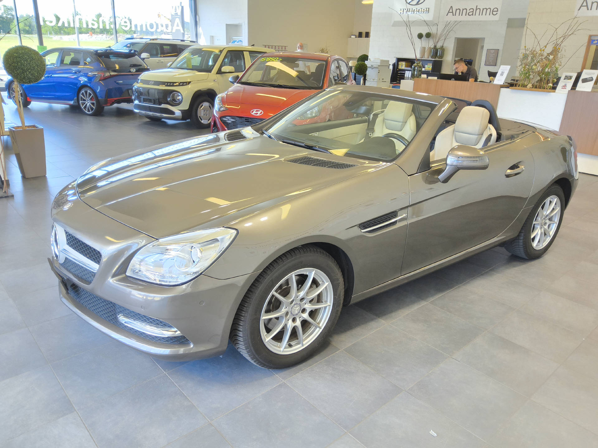 MERCEDES-BENZ SLK 200 BlueEffic. Cabriolet-image-3