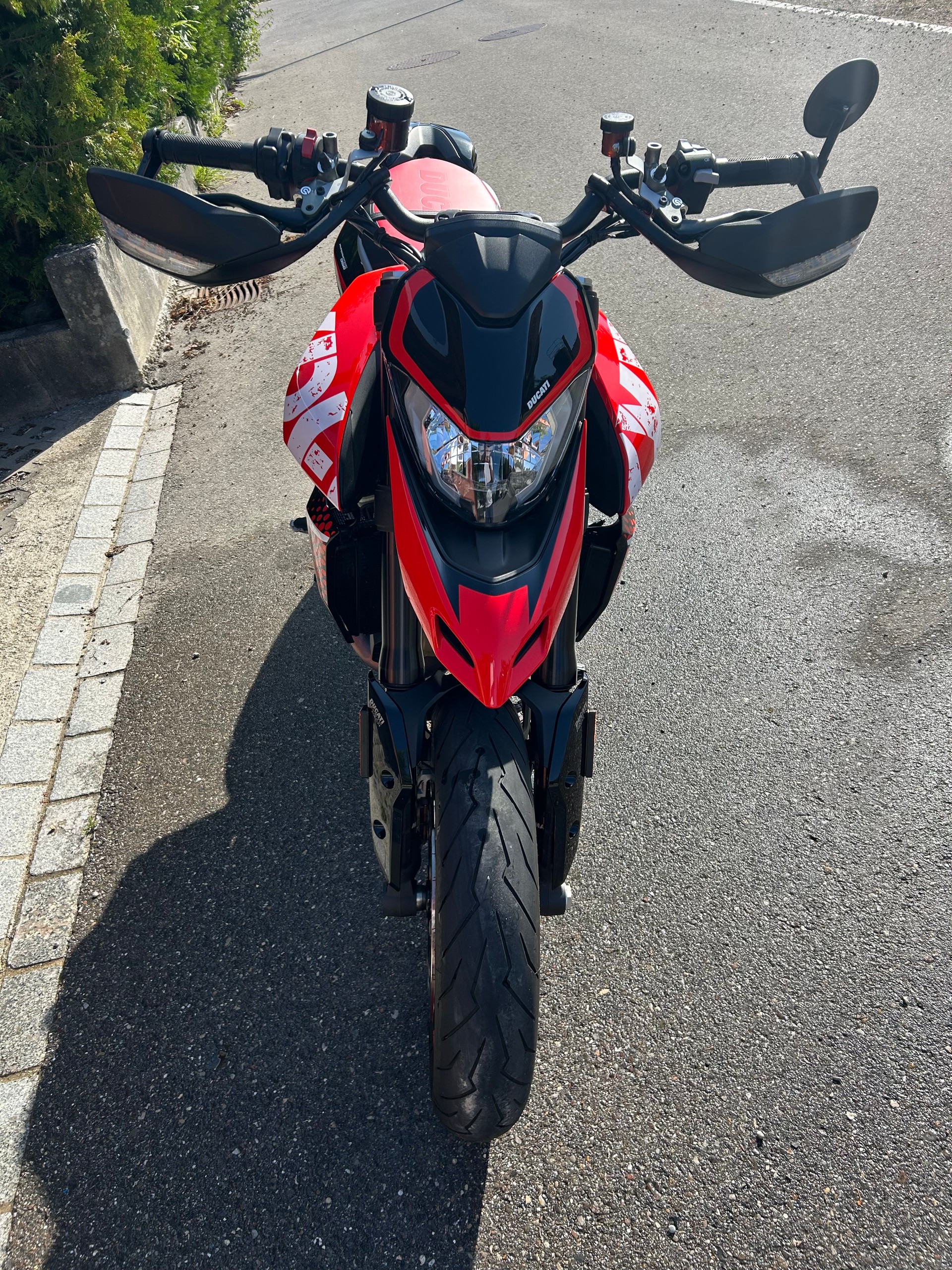DUCATI Hypermotard 950 RVE-image-2