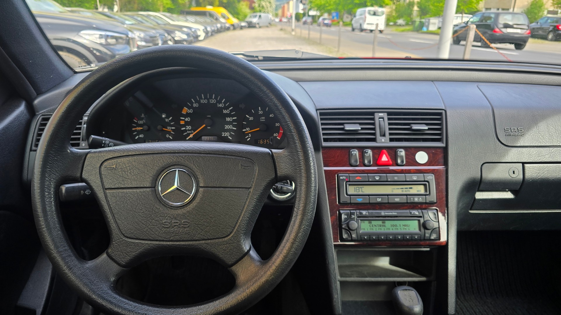 MERCEDES-BENZ CDI Classic *FRISCH AB MFK-image-14