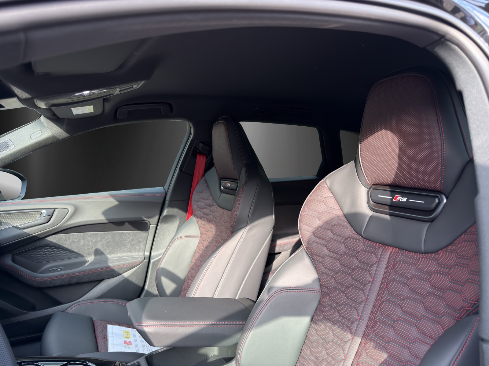 AUDI RS 5 Avant TFSI 470 kW Tiptronic quattro-image-15