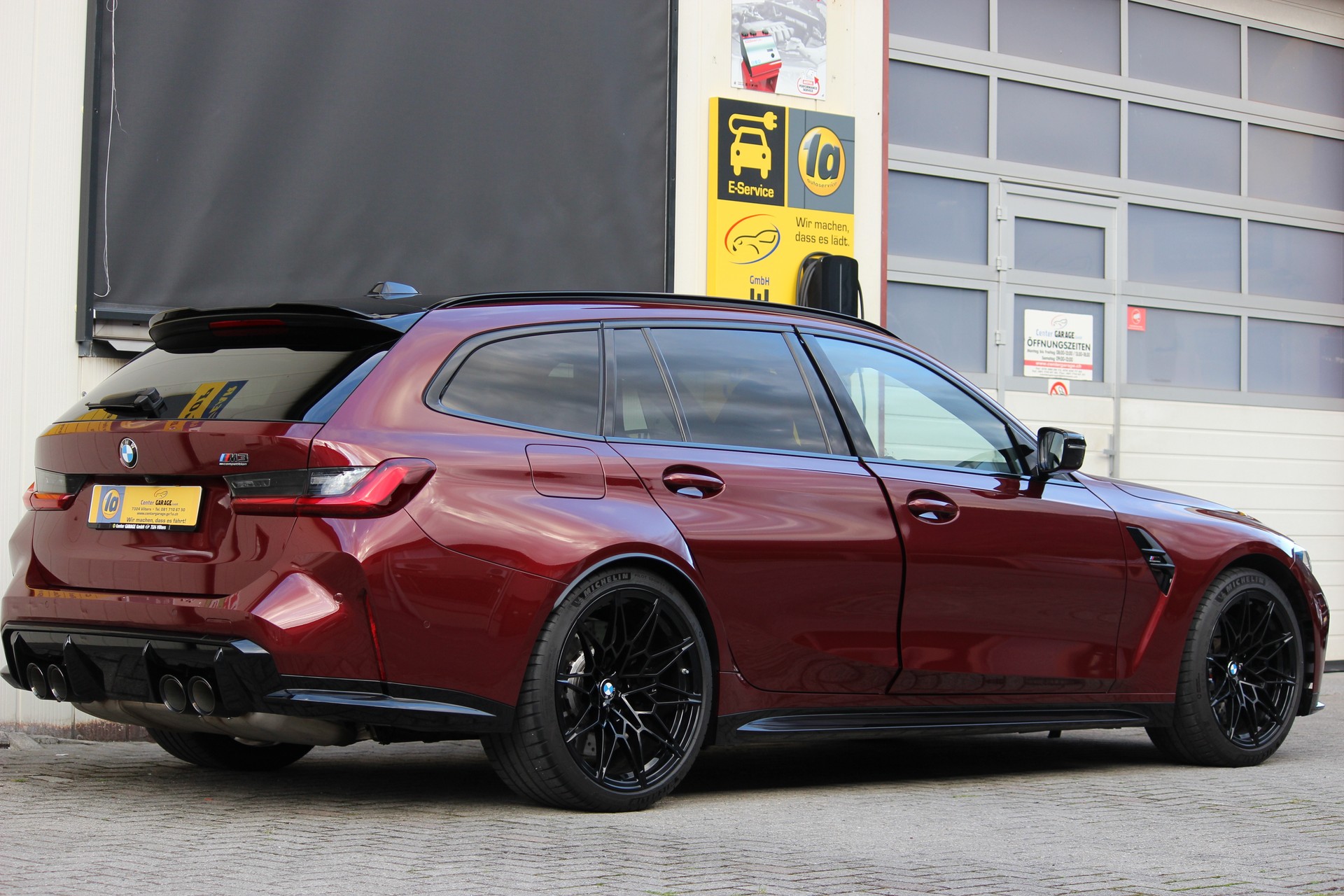 BMW M3 Touring xDrive Competition M *530 PS*-image-13