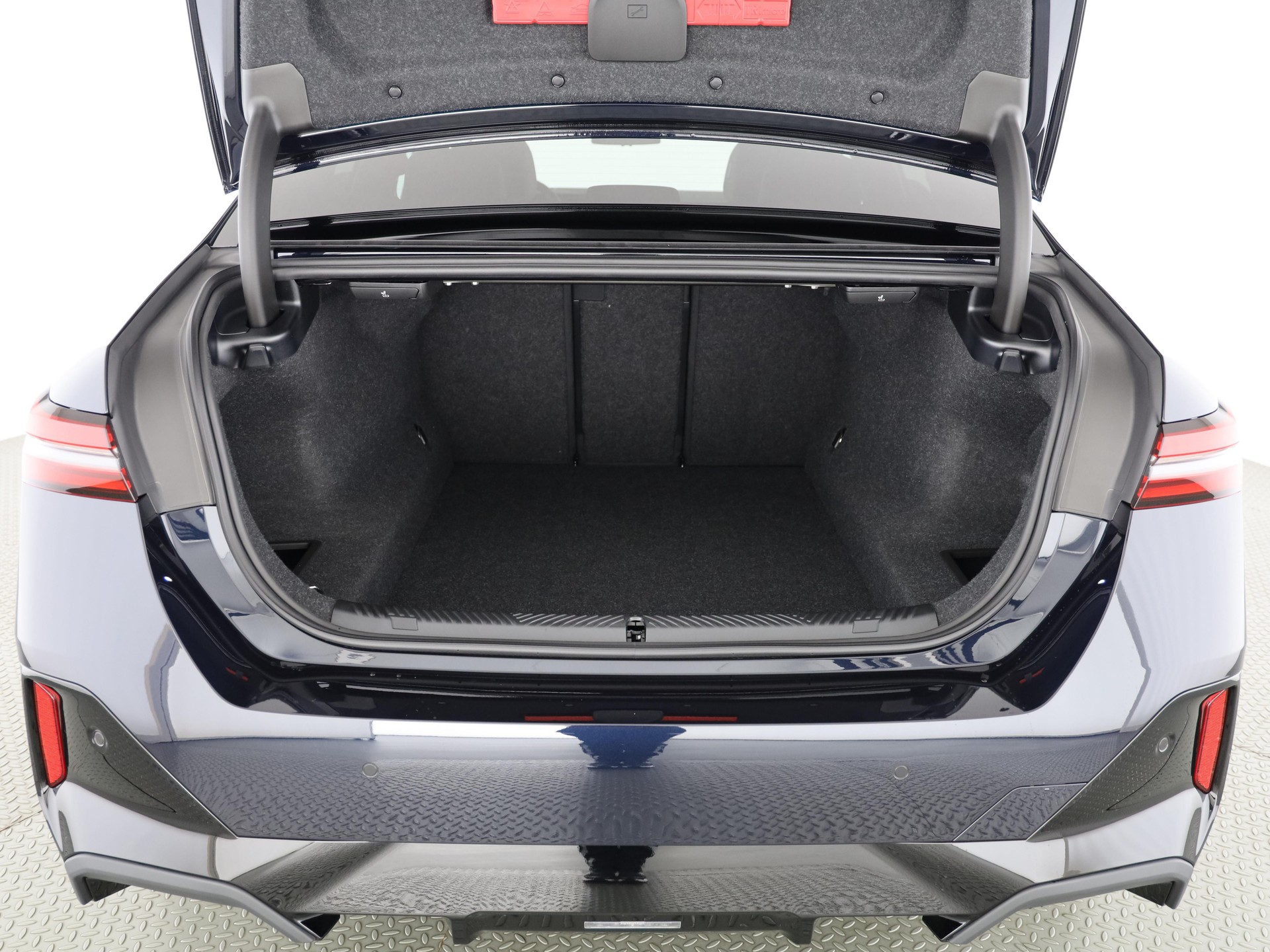 BMW 540d xDrive-image-6