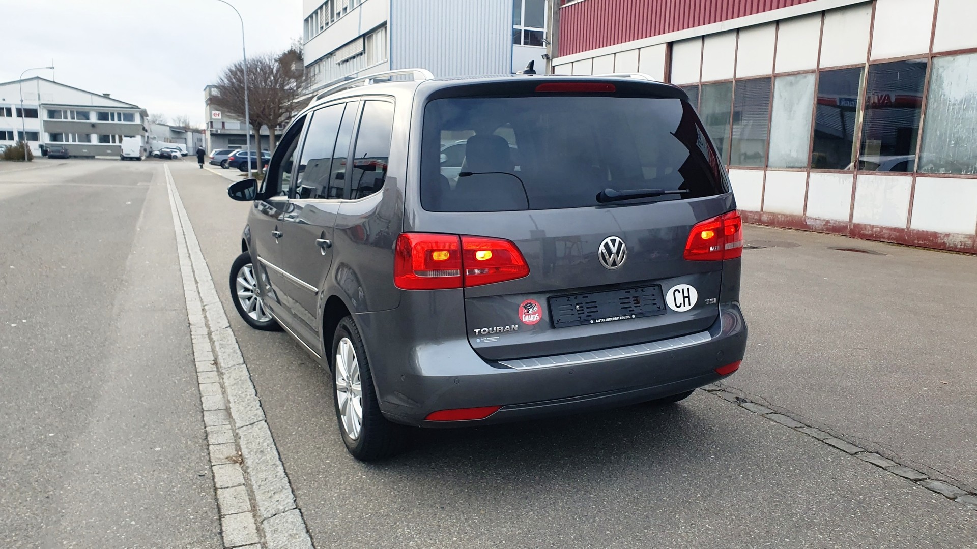 VW Touran 1.4 TSI Highline DSG-image-7