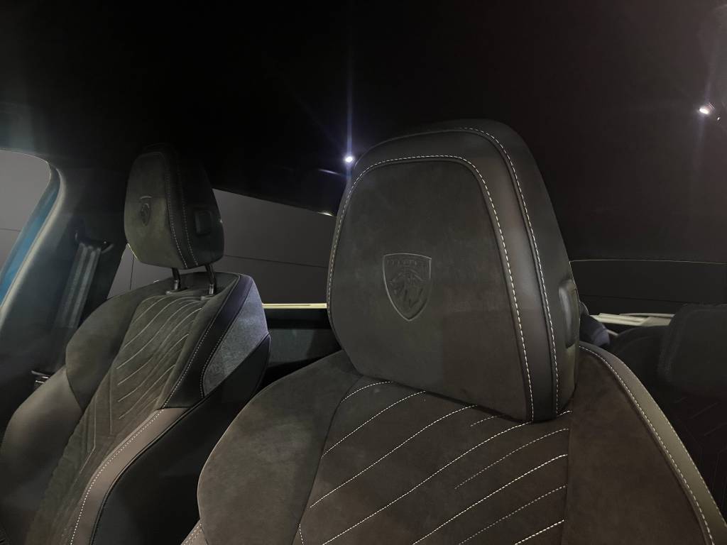PEUGEOT 5008 145 Hybrid e-DCS6 GT-image-9
