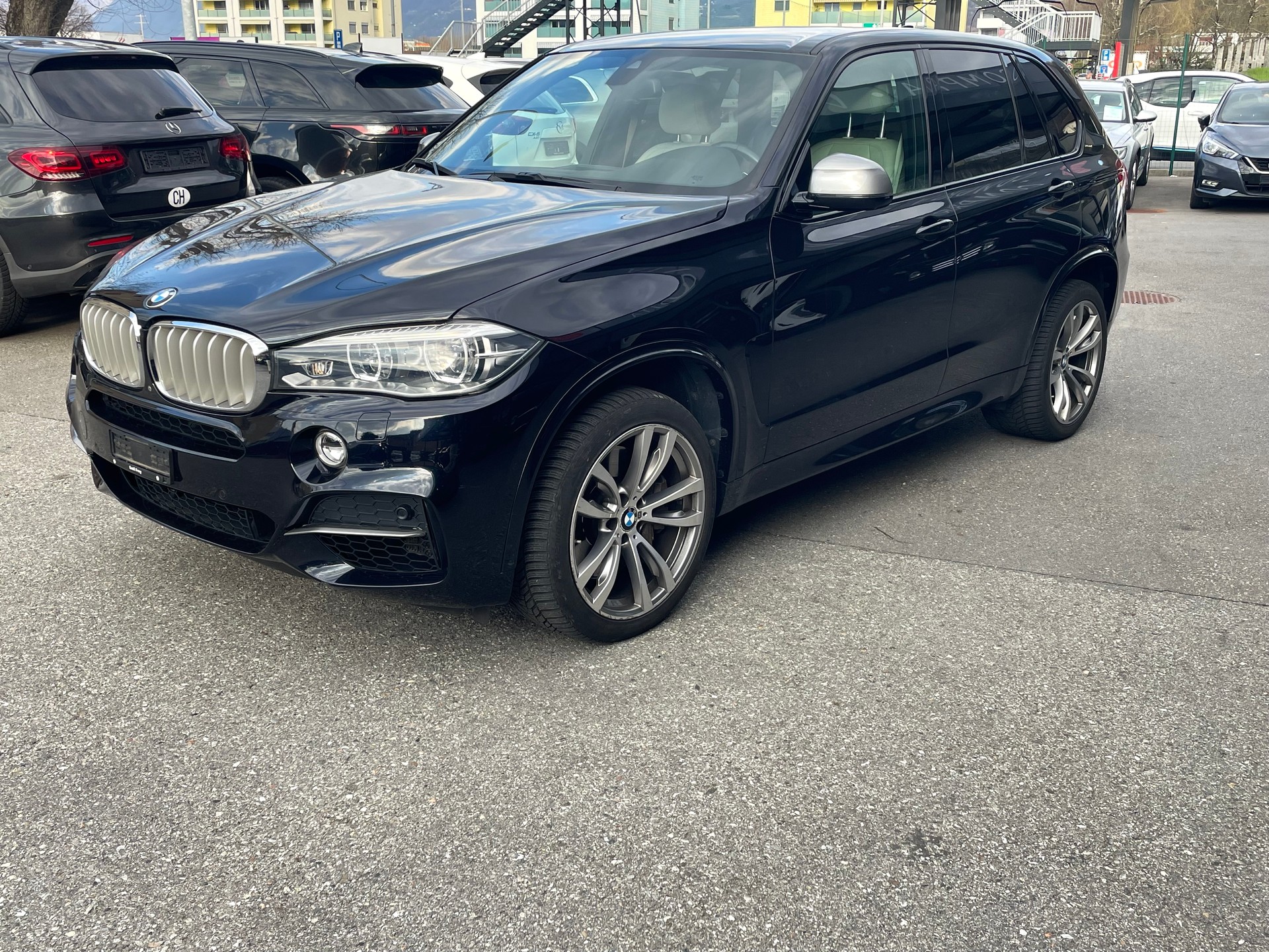 BMW X5 xDrive M50d Steptronic-image-1