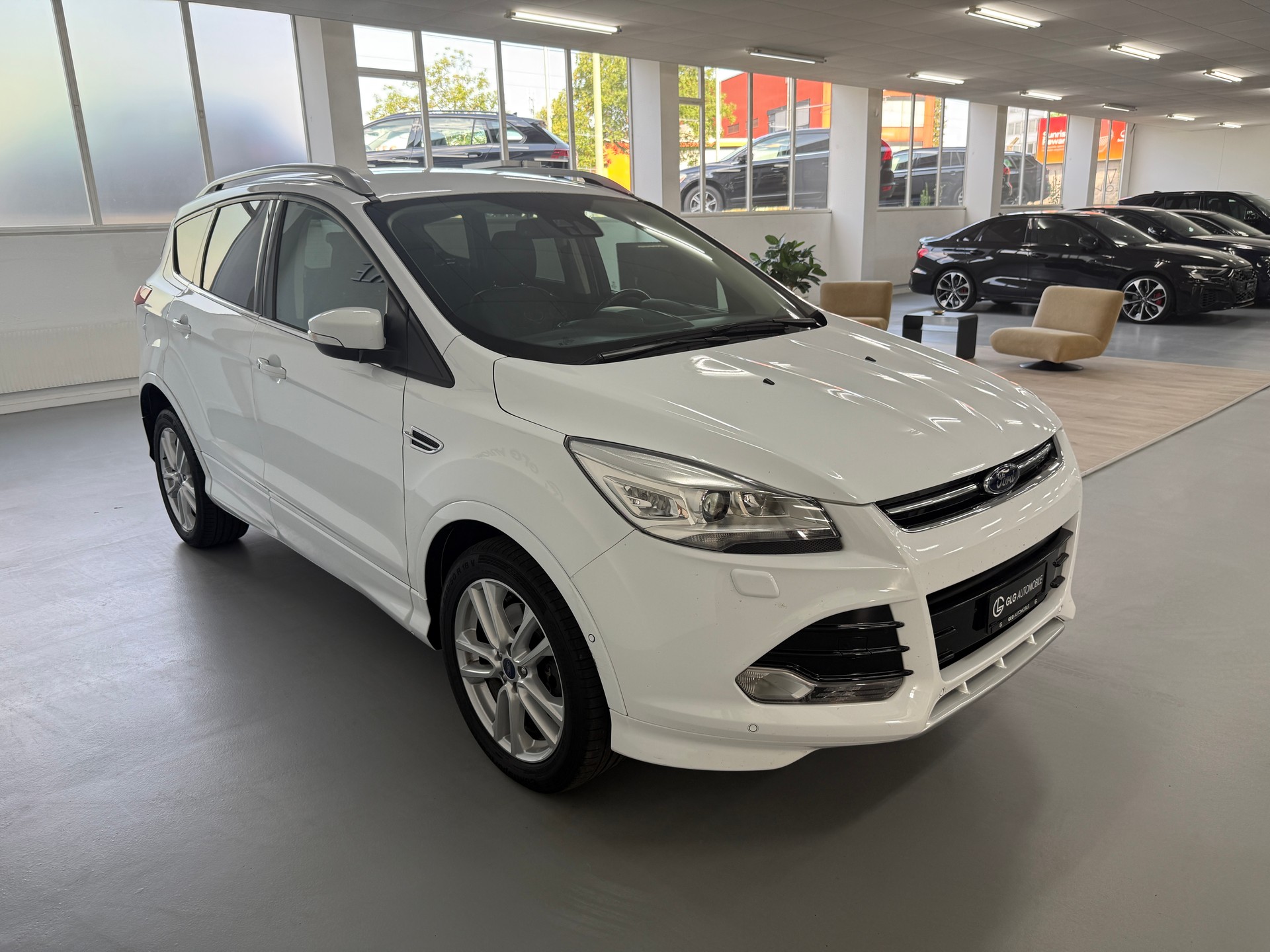 FORD Kuga 2.0 TDCi Titanium 4WD PowerShift-showroom-element-2