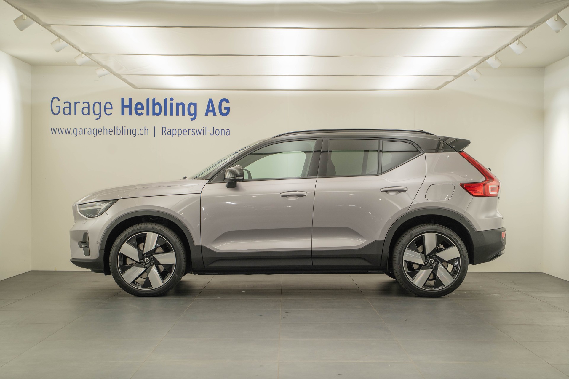 VOLVO EX40 Twin Performance Ultra AWD-showroom-element-2
