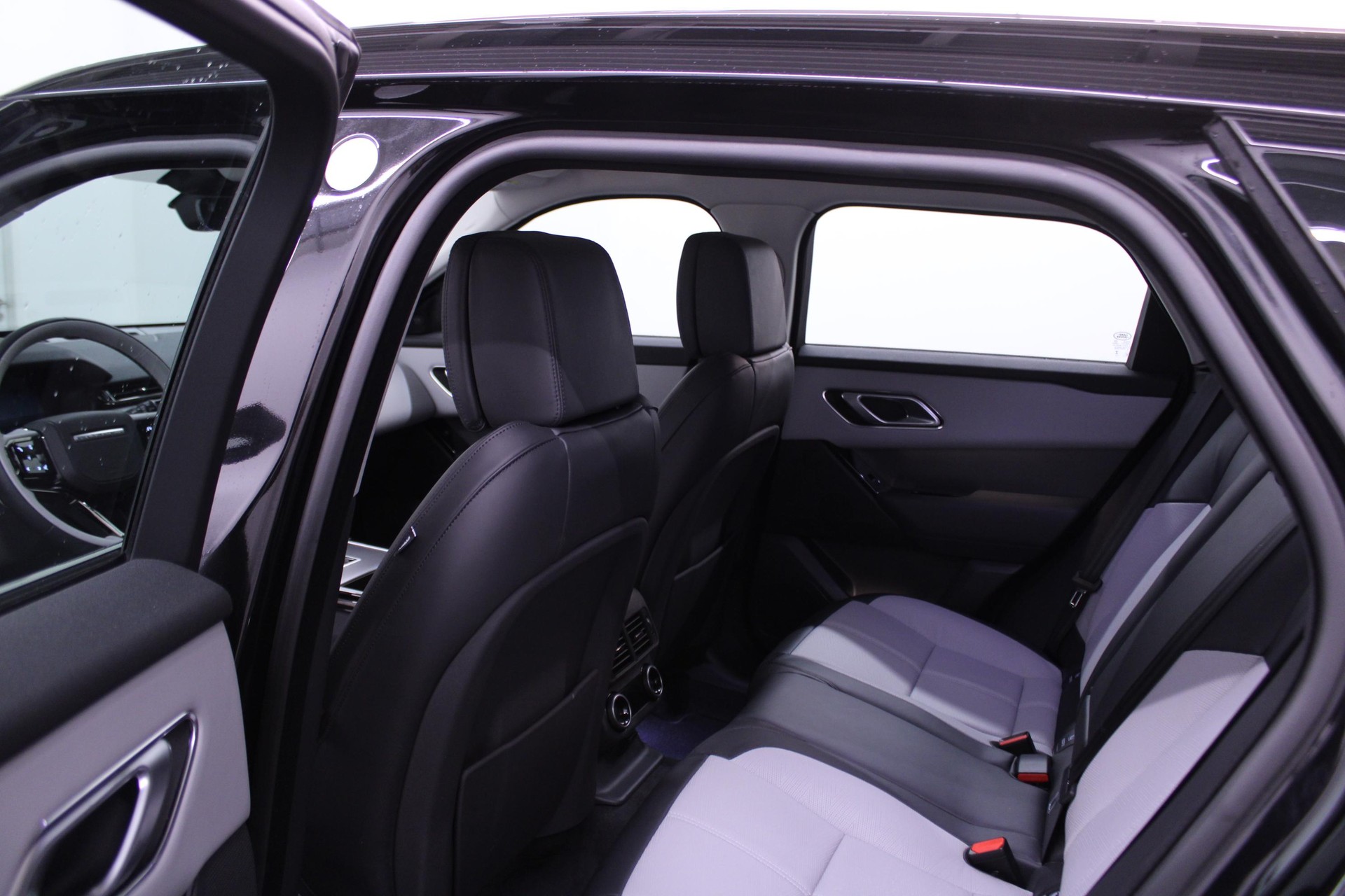 LAND ROVER Range Rover Velar 2.0 P400e Dynamic HSE-image-7